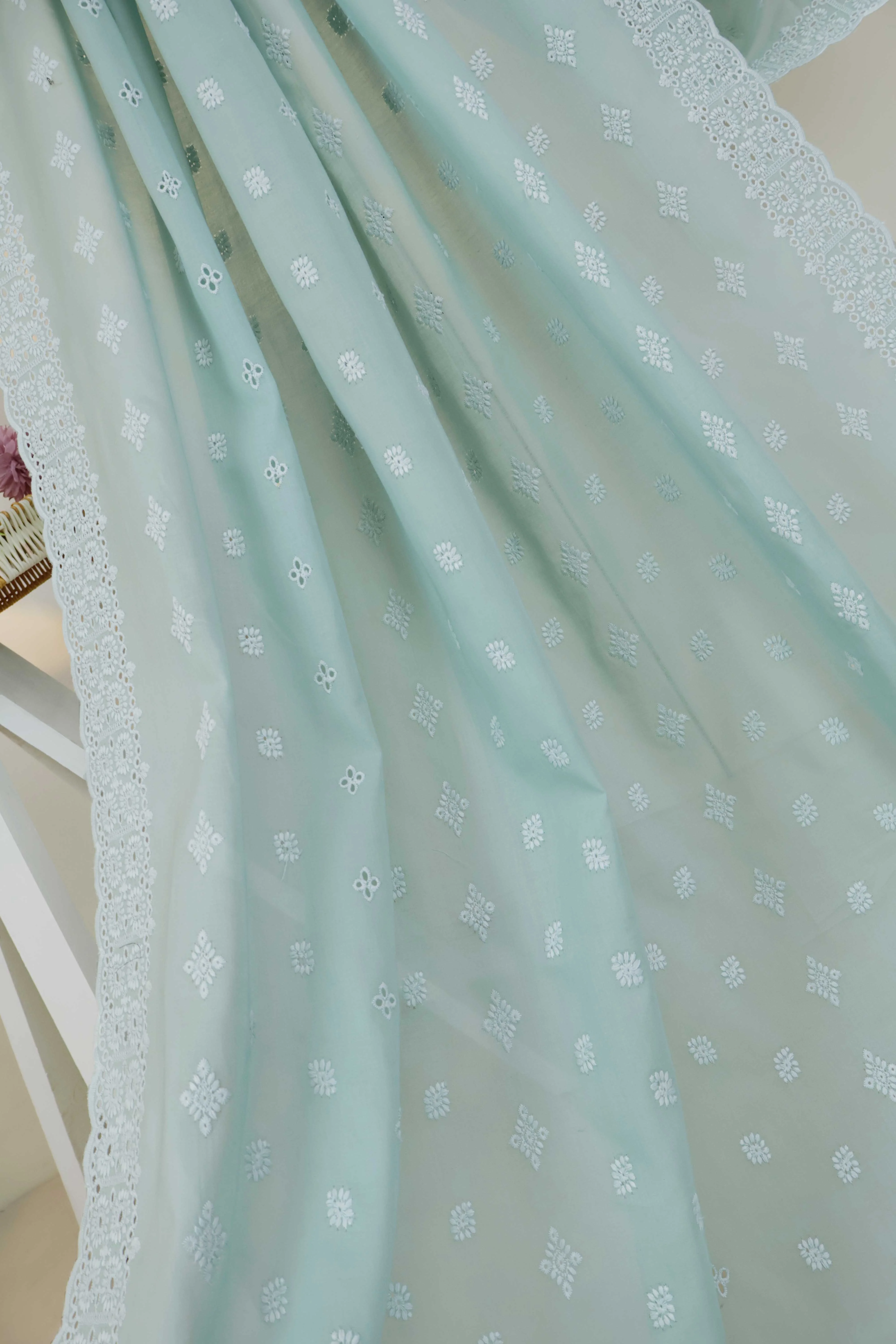 Embroidered Lawn Full Size Shawl 3849O - Image 5
