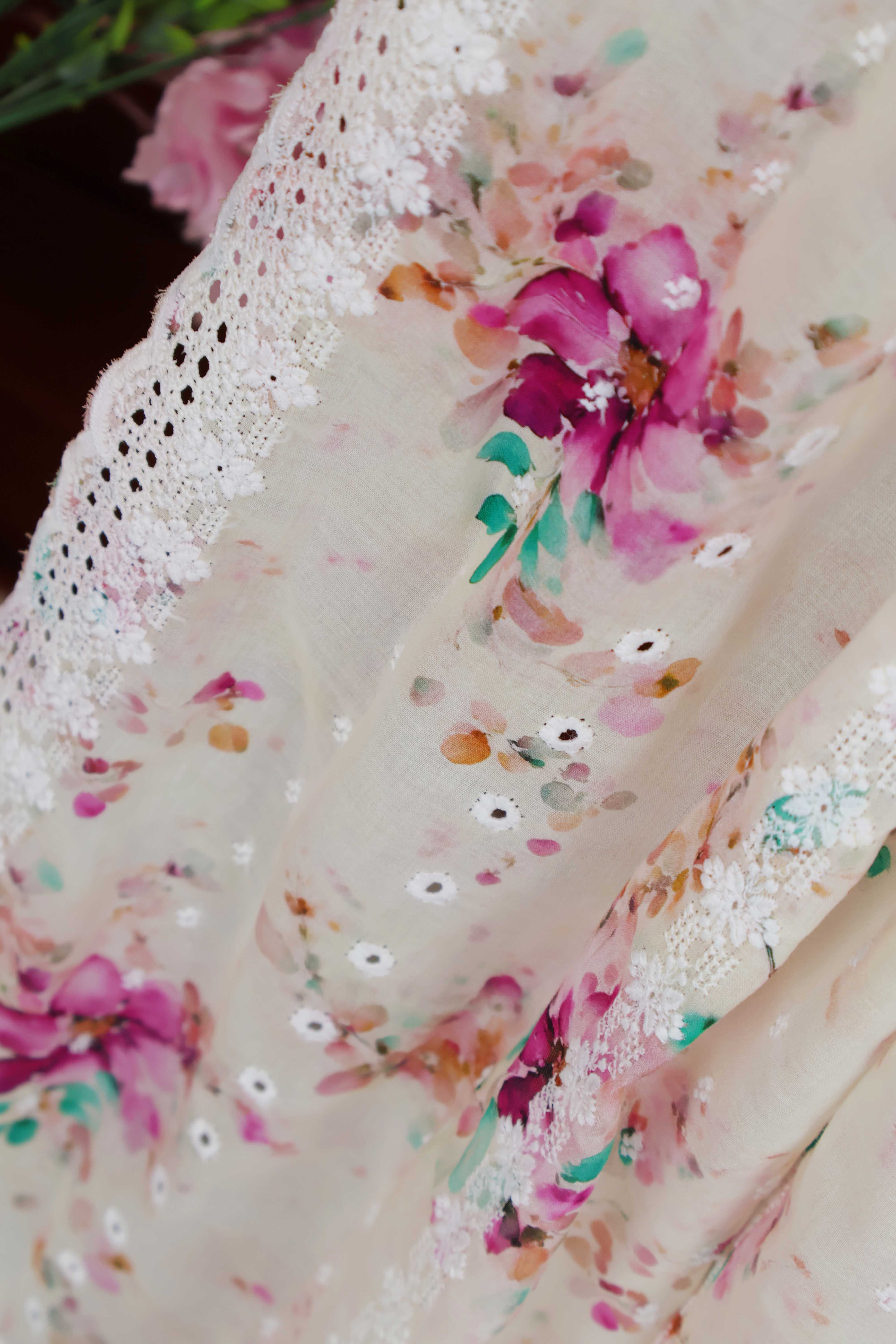 Embroidered Lawn Shawl 3636F - Image 5
