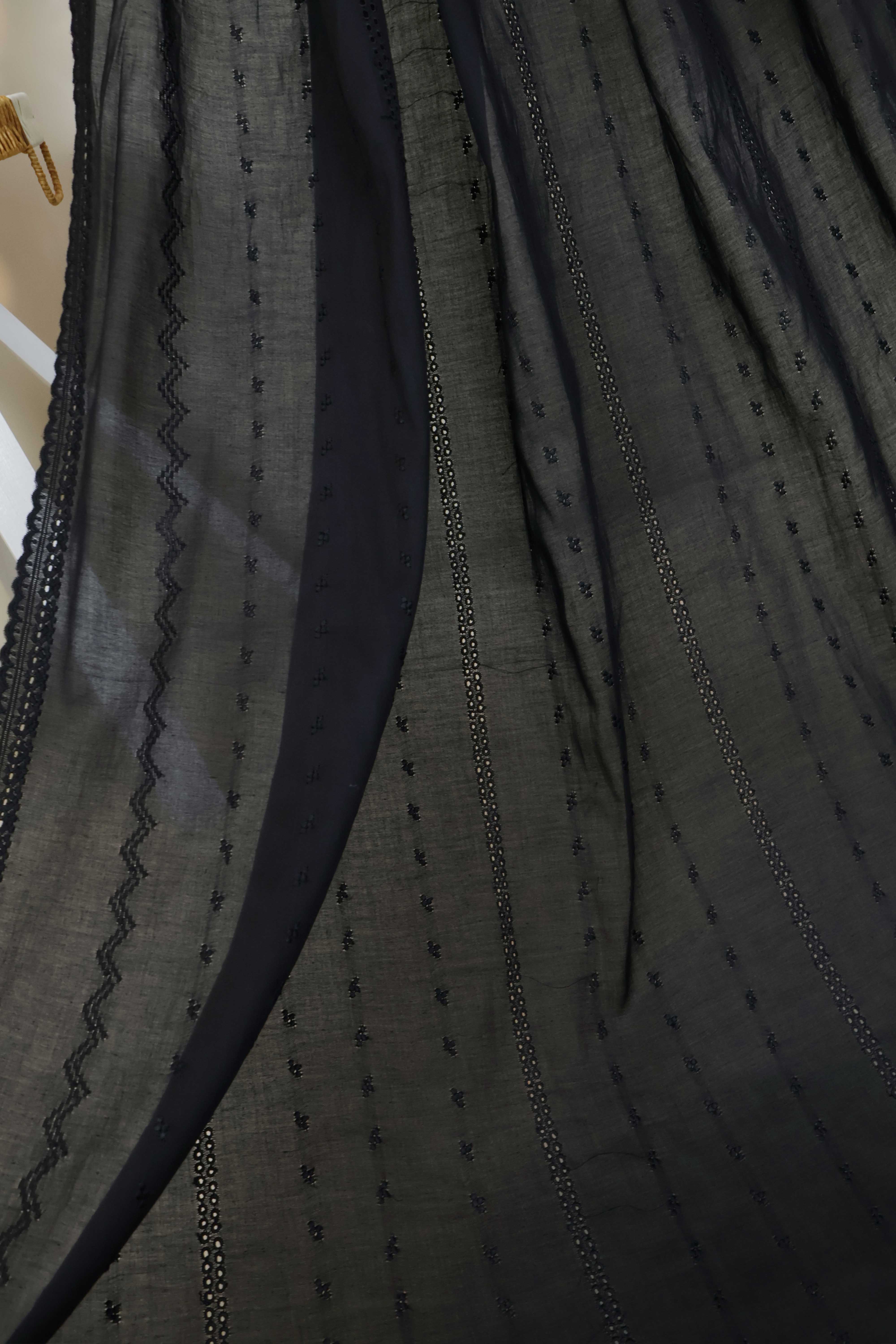 Embroidered Lawn Shawl 3787F - Image 5