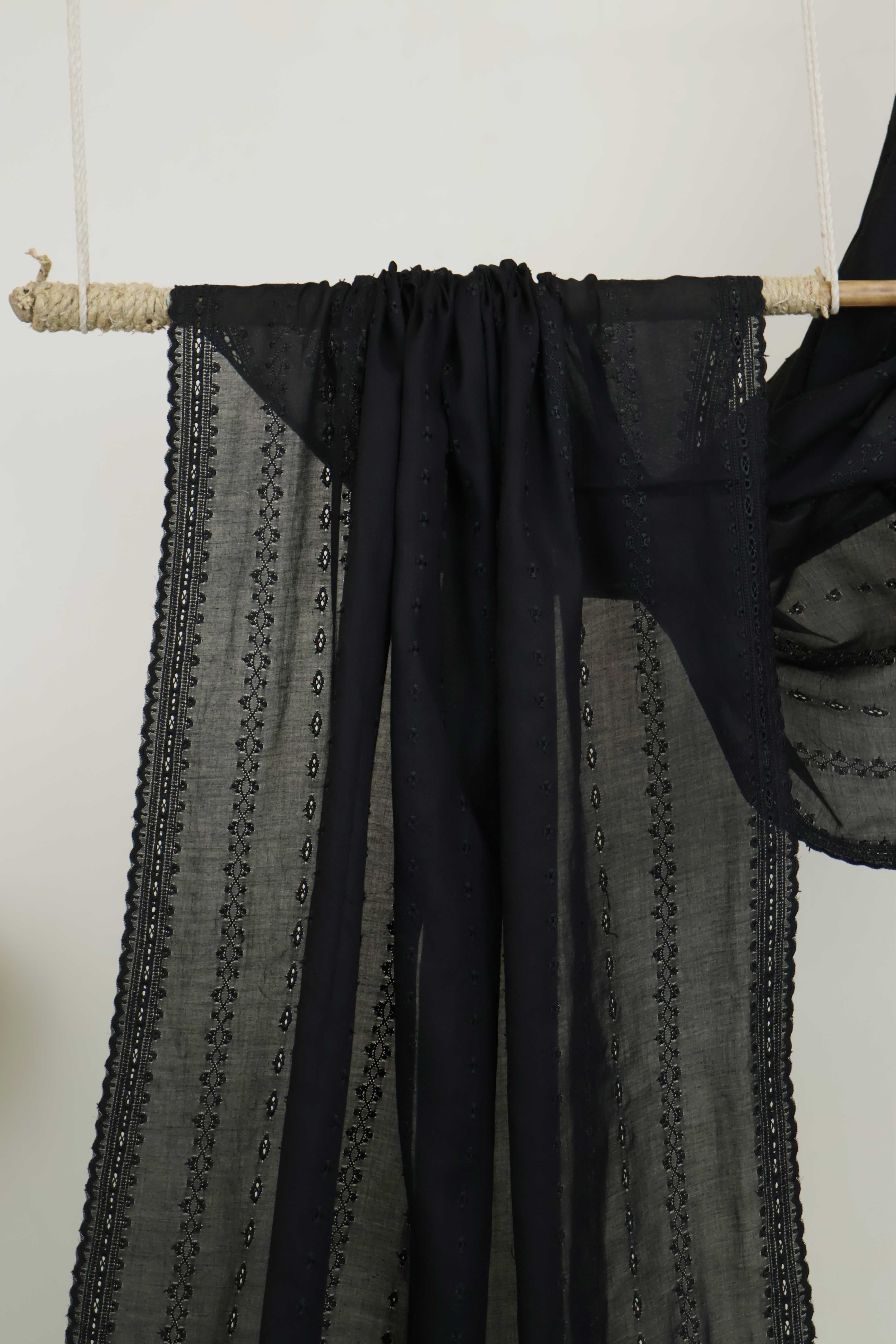 Embroidered Lawn Shawl 3787G - Image 4