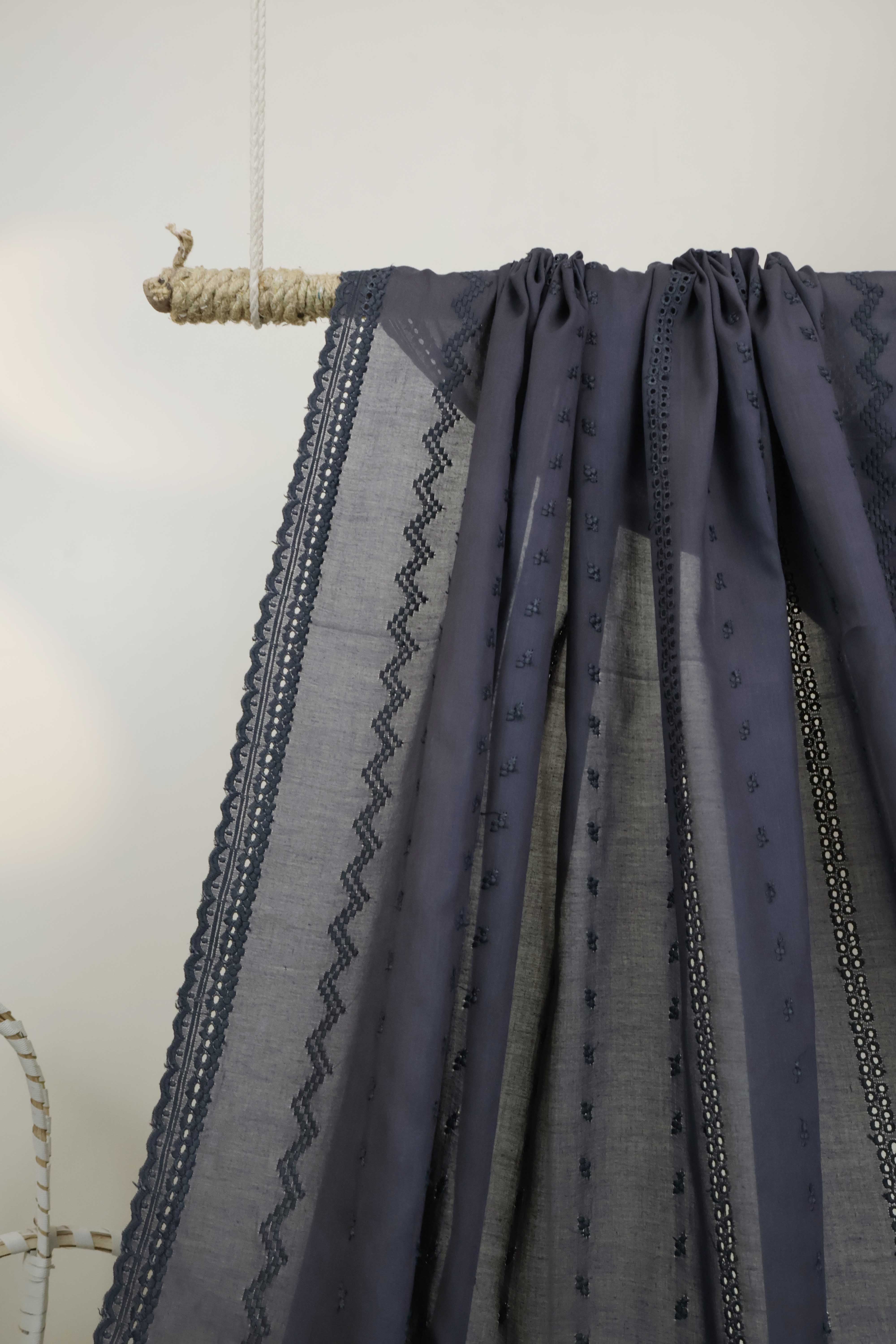 Embroidered Lawn Shawl 3787L - Image 3
