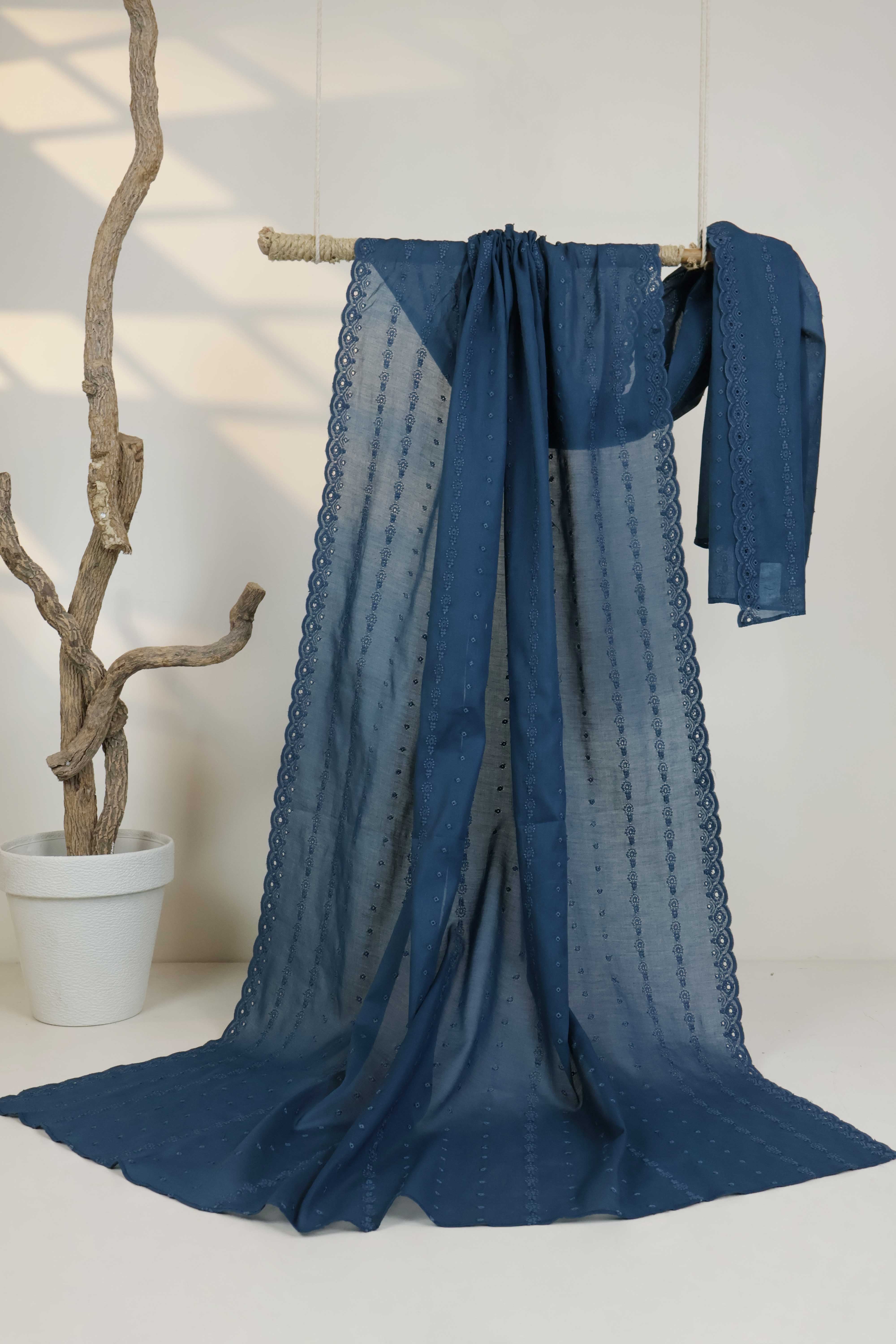 Embroidered Lawn Shawl 3787NN - Image 3