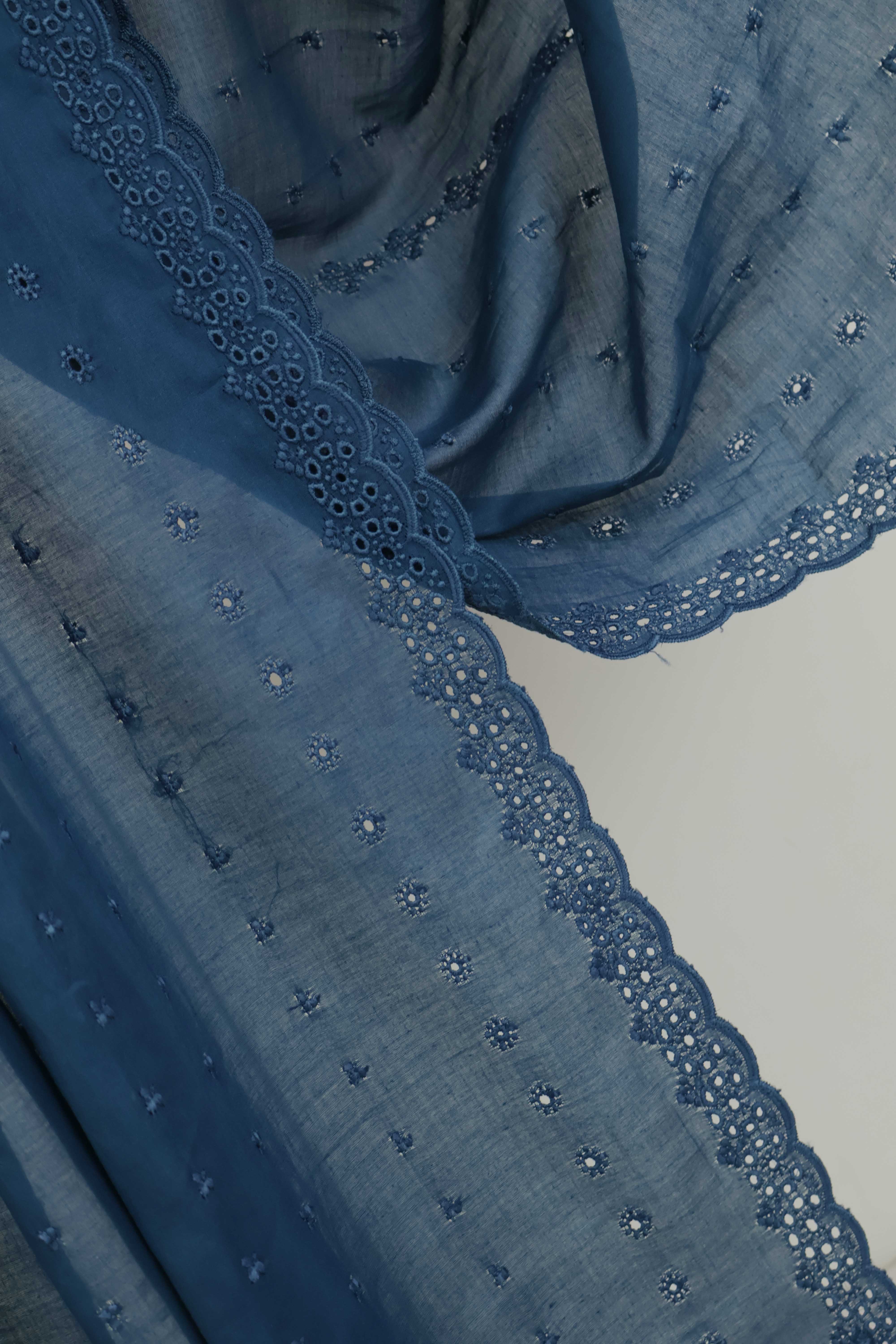 Embroidered Lawn Shawl 3787PP - Image 4