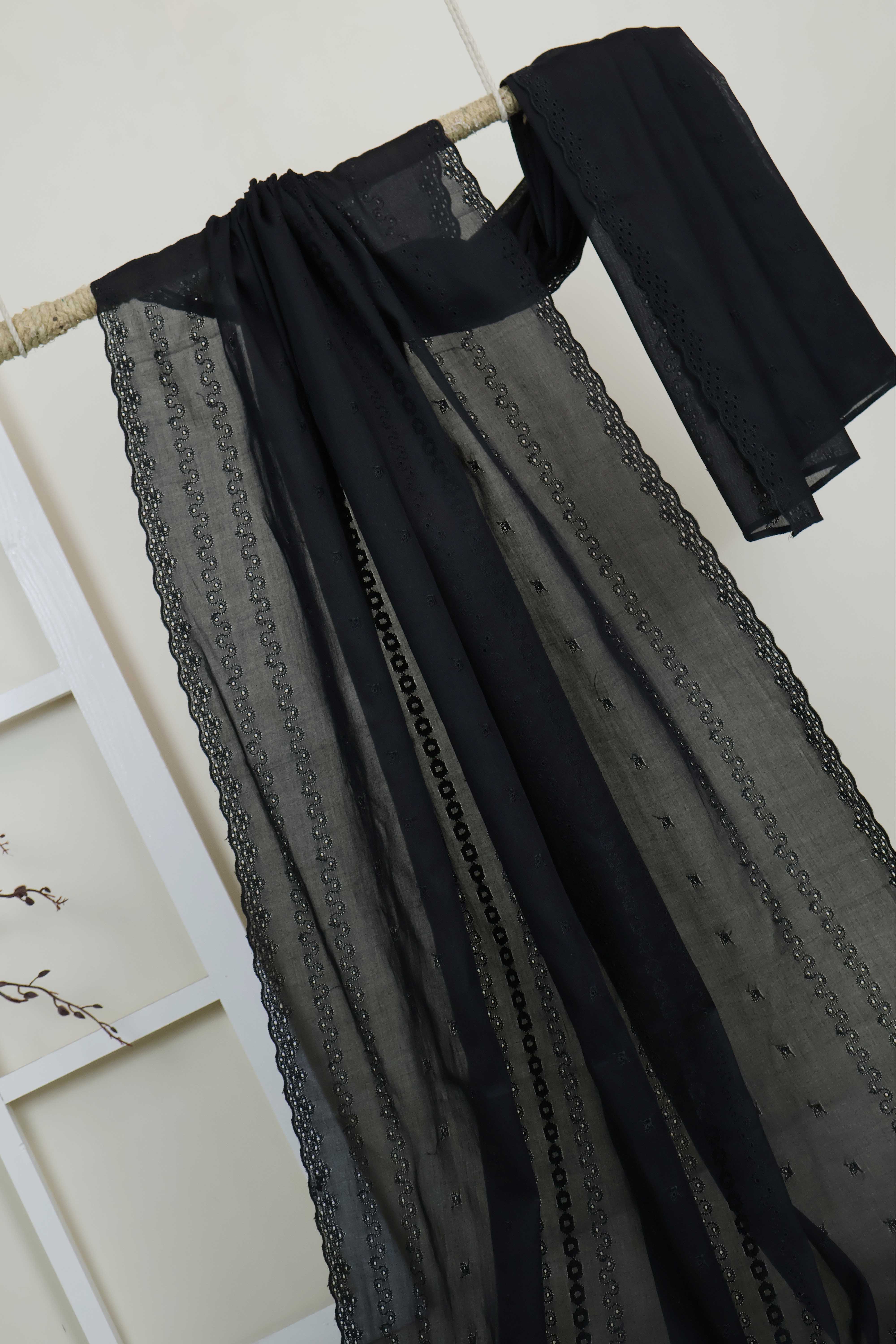 Embroidered Lawn Shawl HLSH119 - Image 4