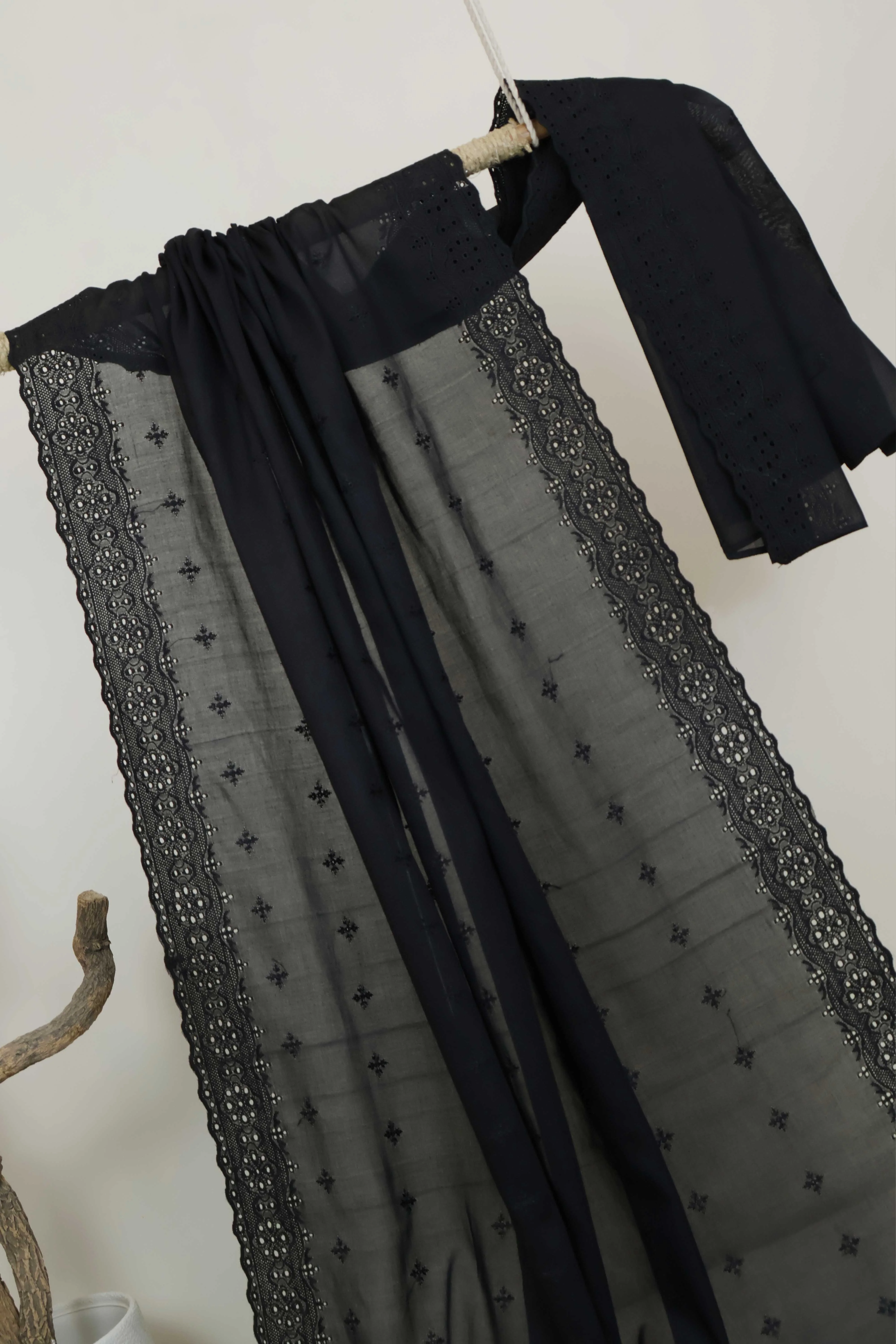 Embroidered Lawn Shawl HLSH127 - Image 2