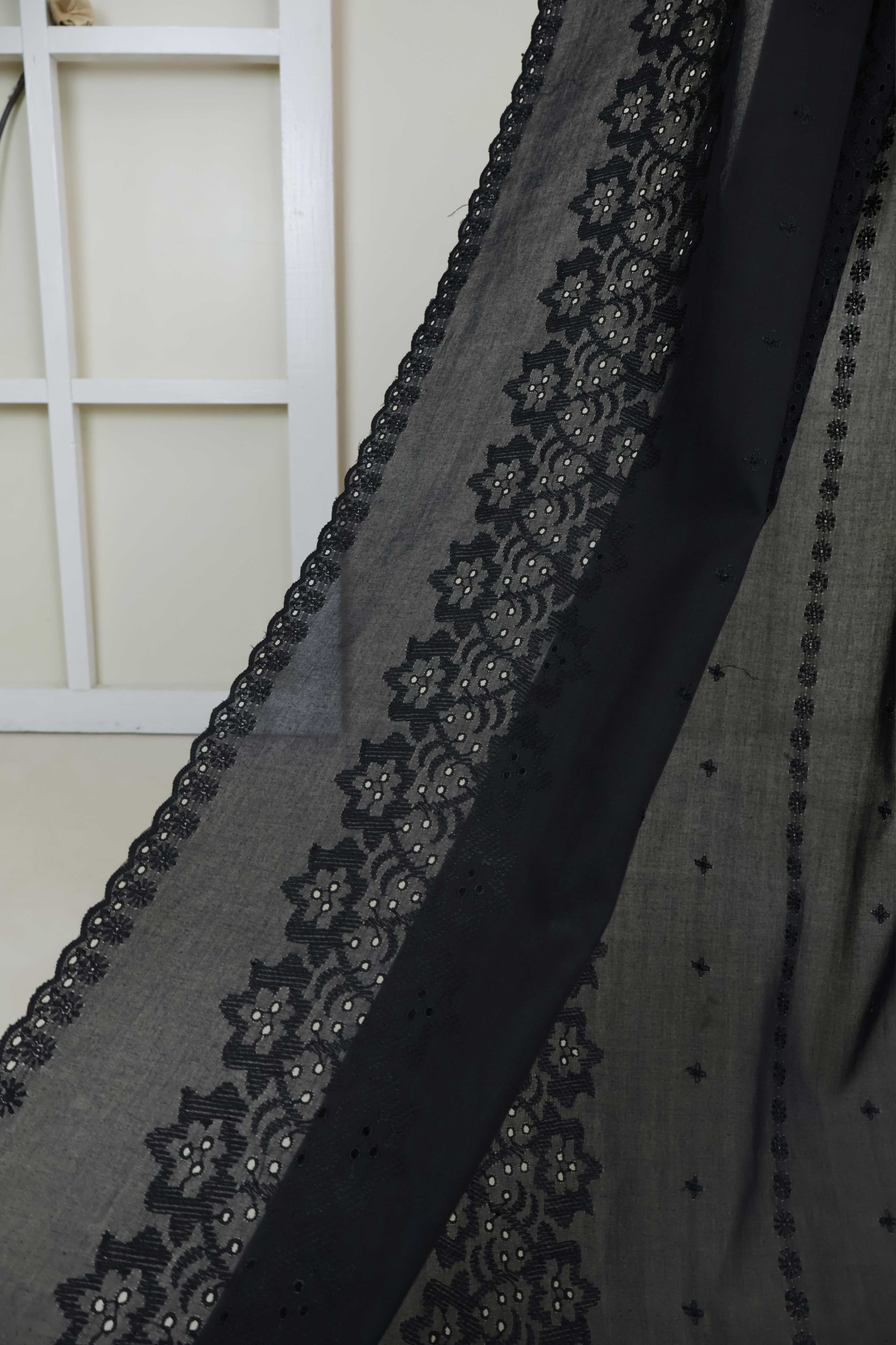 Embroidered Lawn Shawl HLSH185 - Image 5