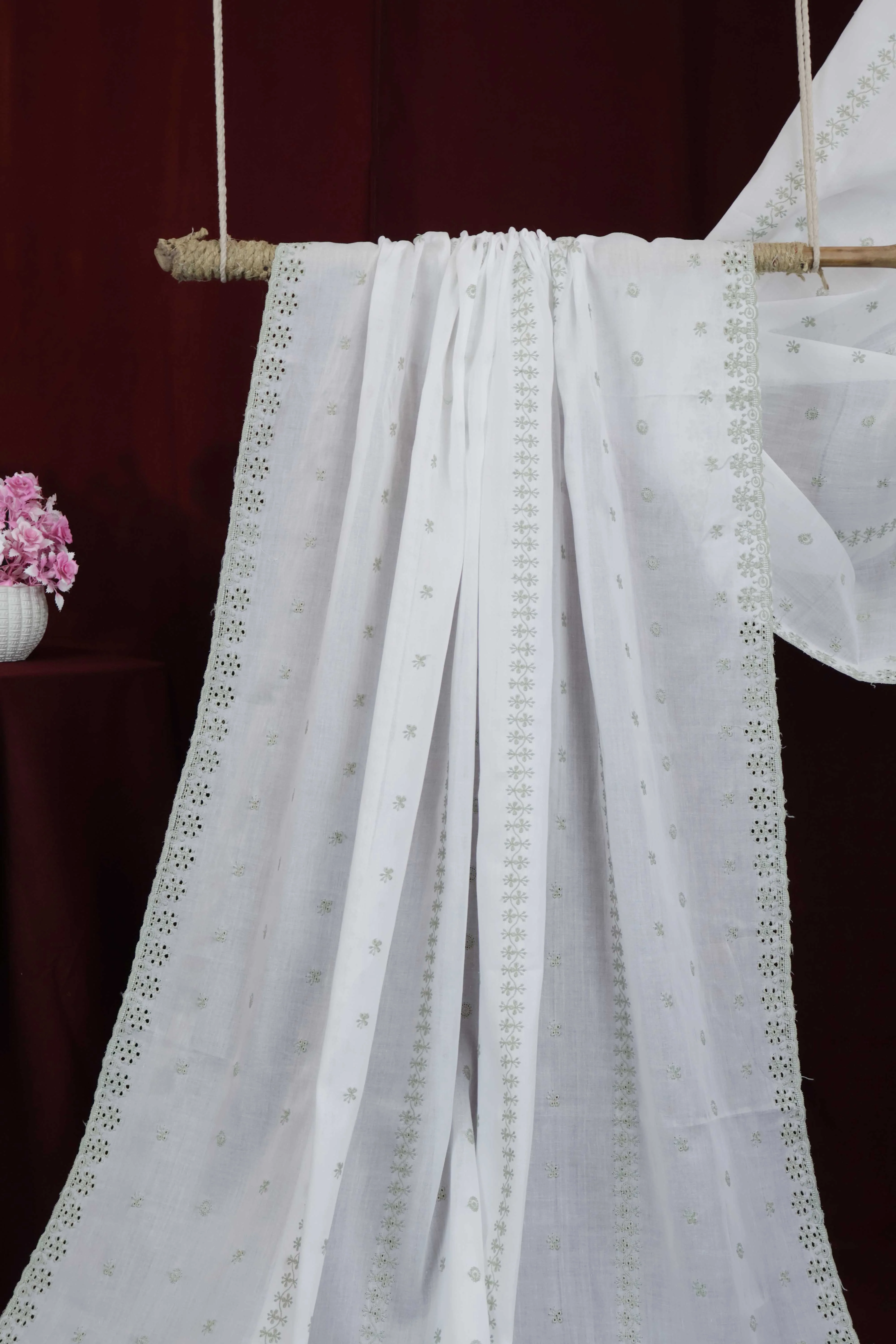 Embroidered Lawn Shawl HLSH195 - Image 5