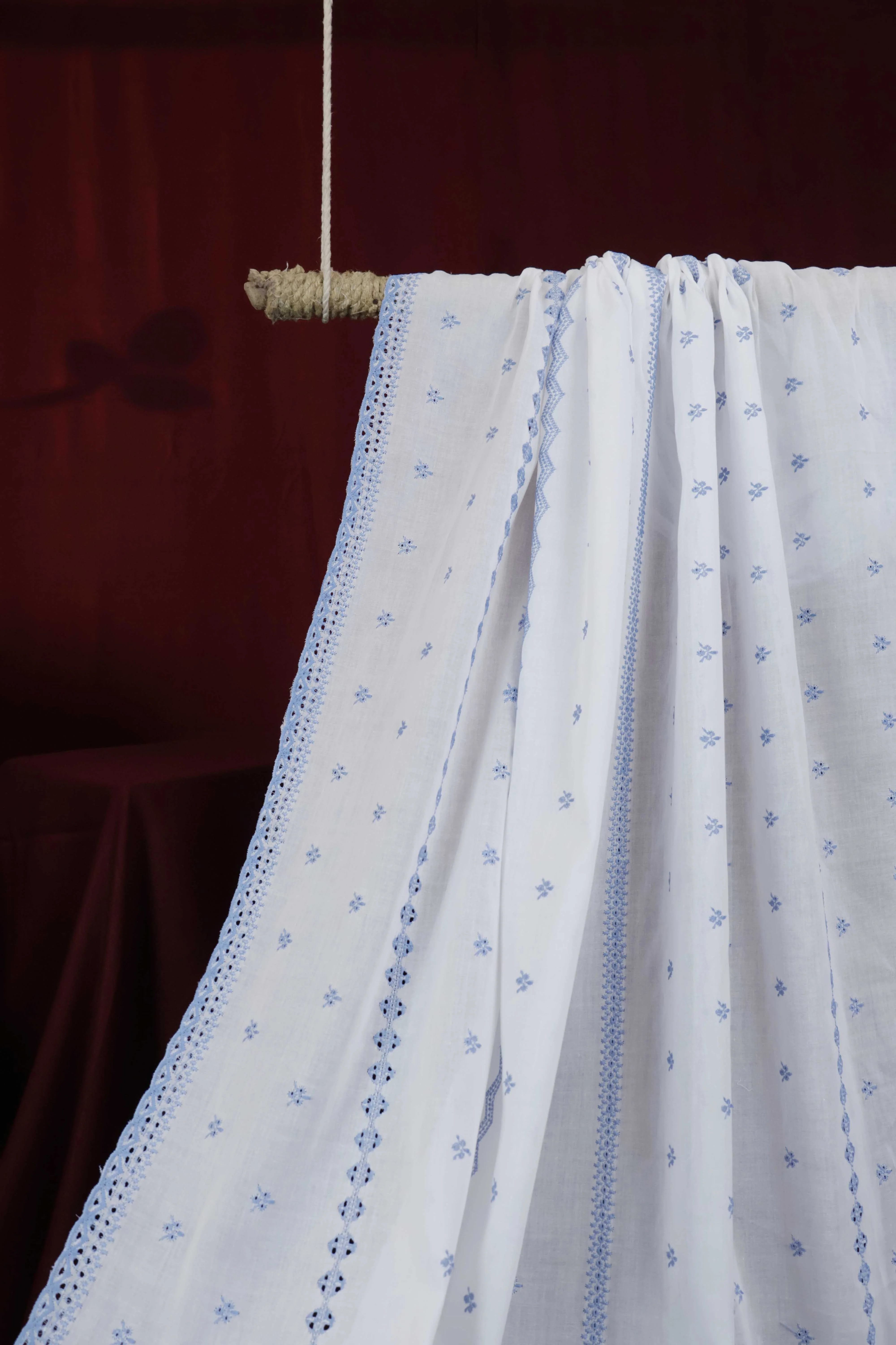 Embroidered Lawn Shawl HLSH199 - Image 5