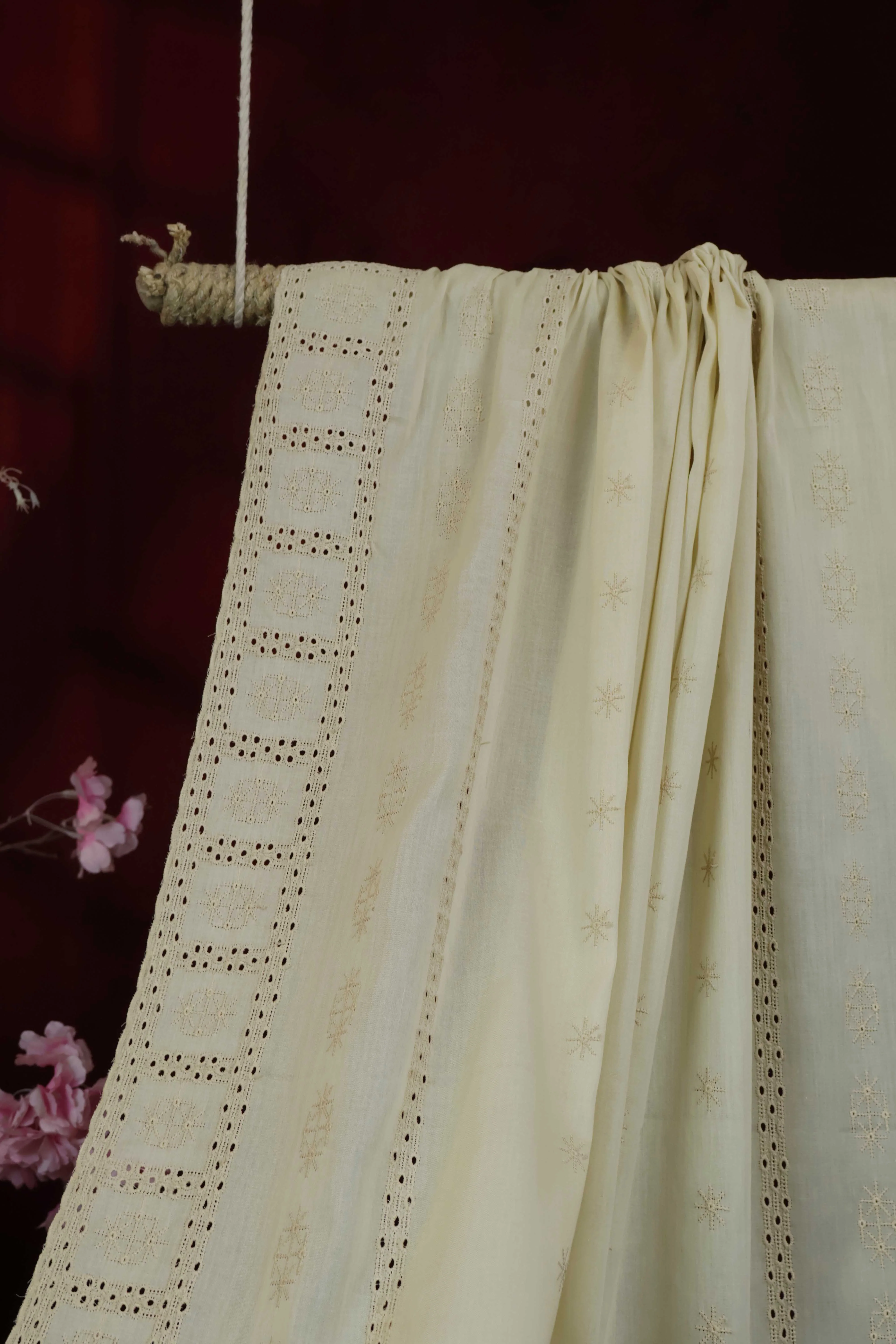 Embroidered Lawn Shawl HLSH220 - Image 3