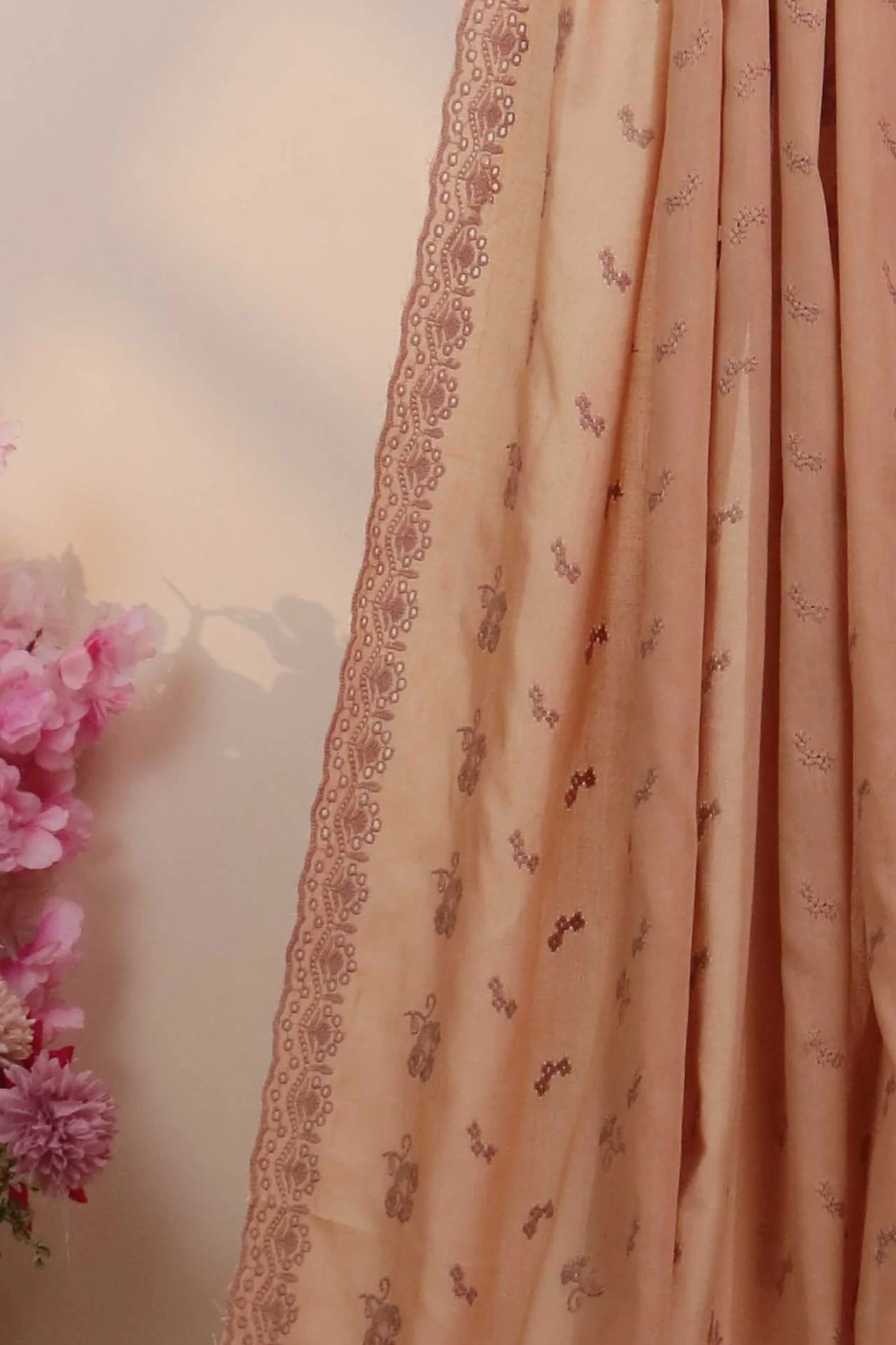 Embroidered Lawn Shawl LSH93 - Image 4
