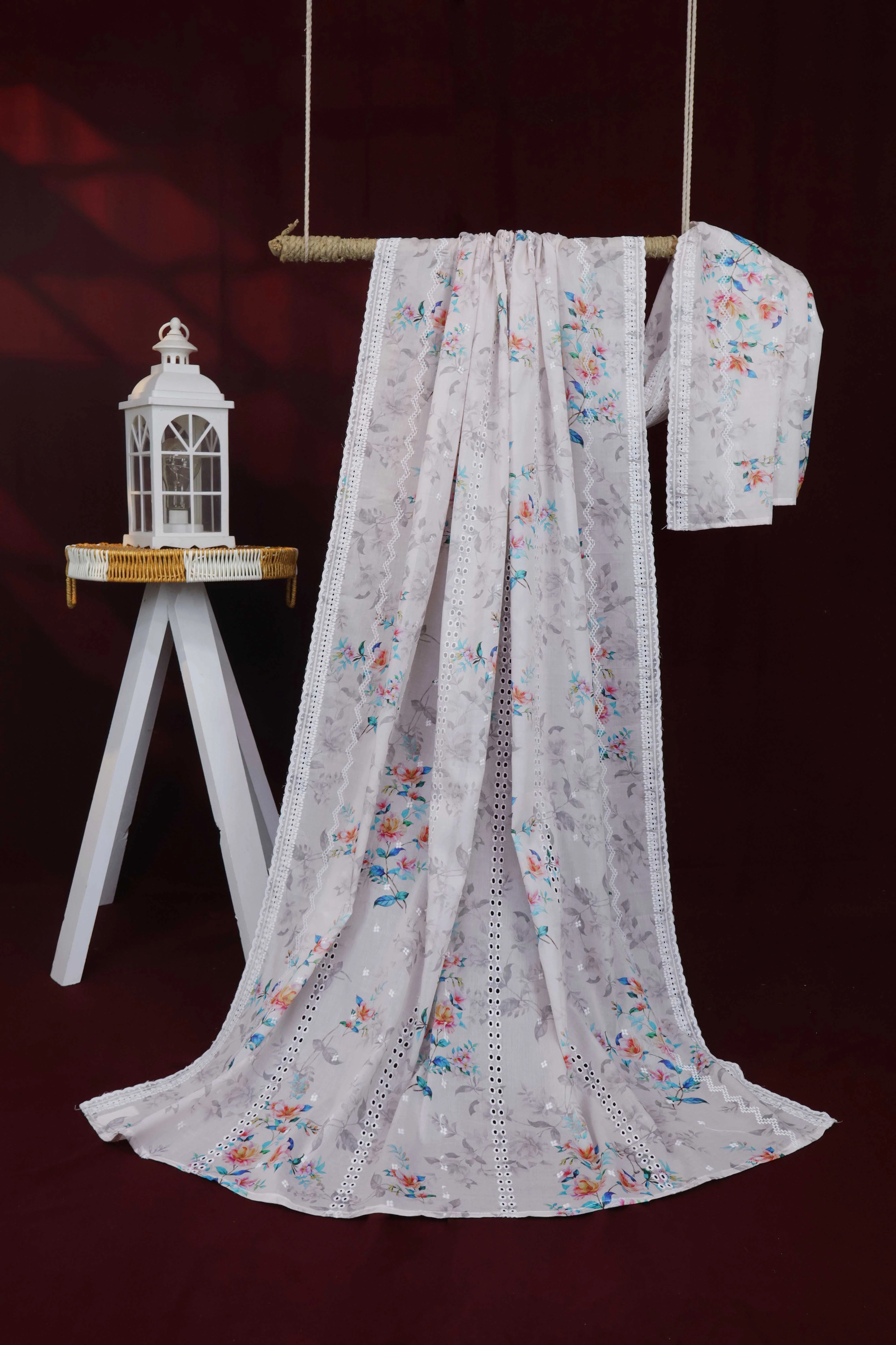 Embroidered Lawn Shawl LSST11