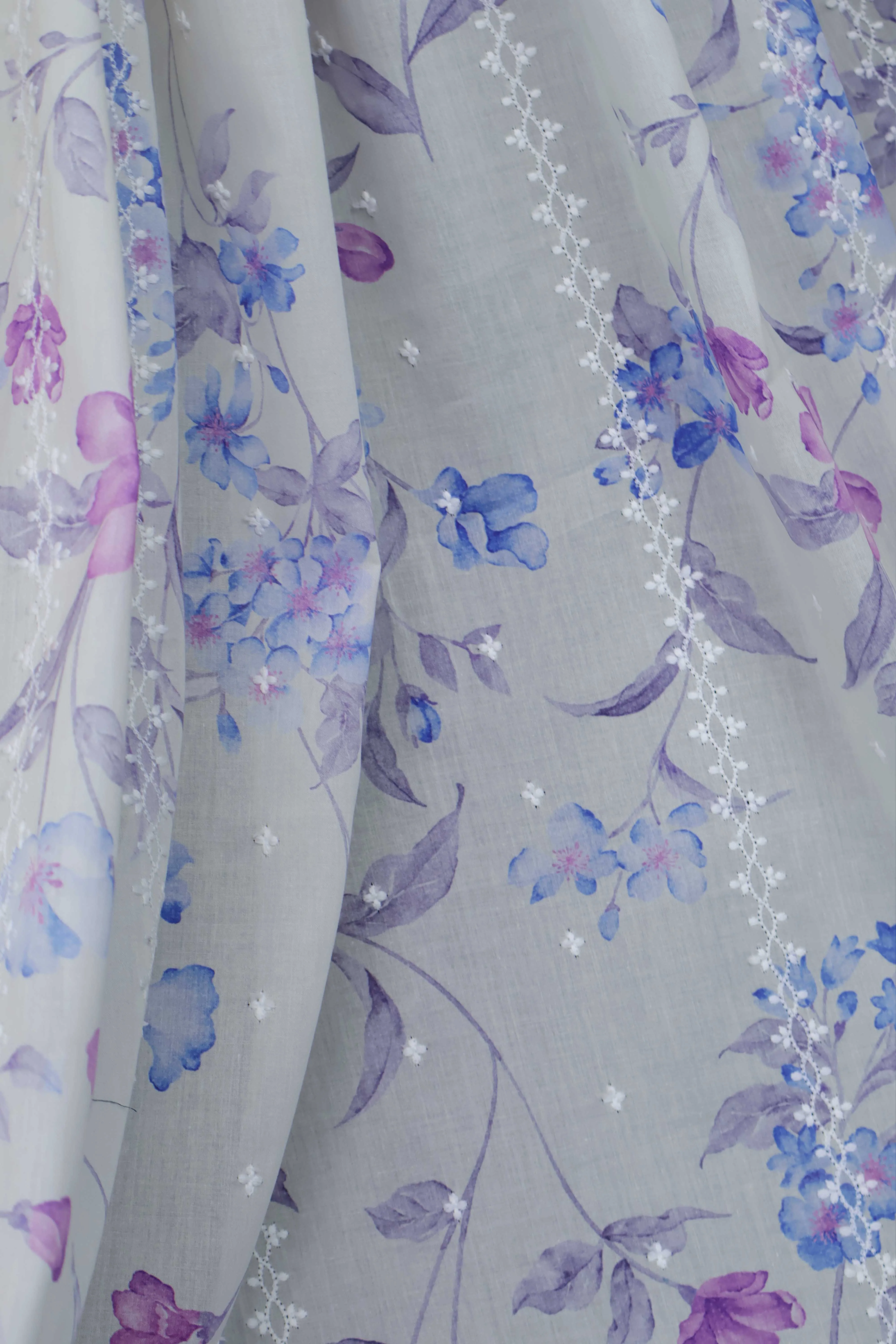 Embroidered Lawn Shawl LSST13 - Image 5