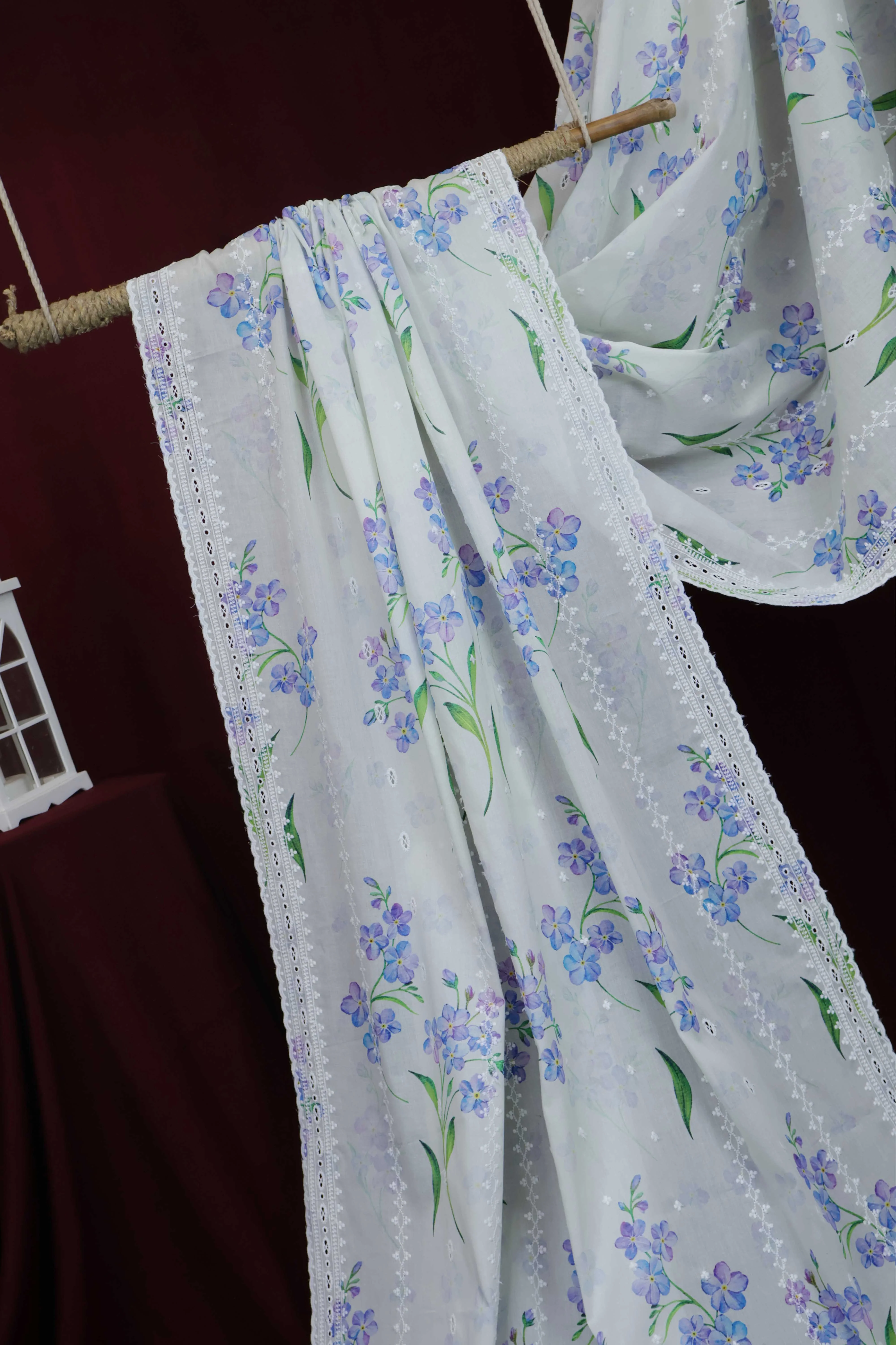Embroidered Lawn Shawl LSST36 - Image 3