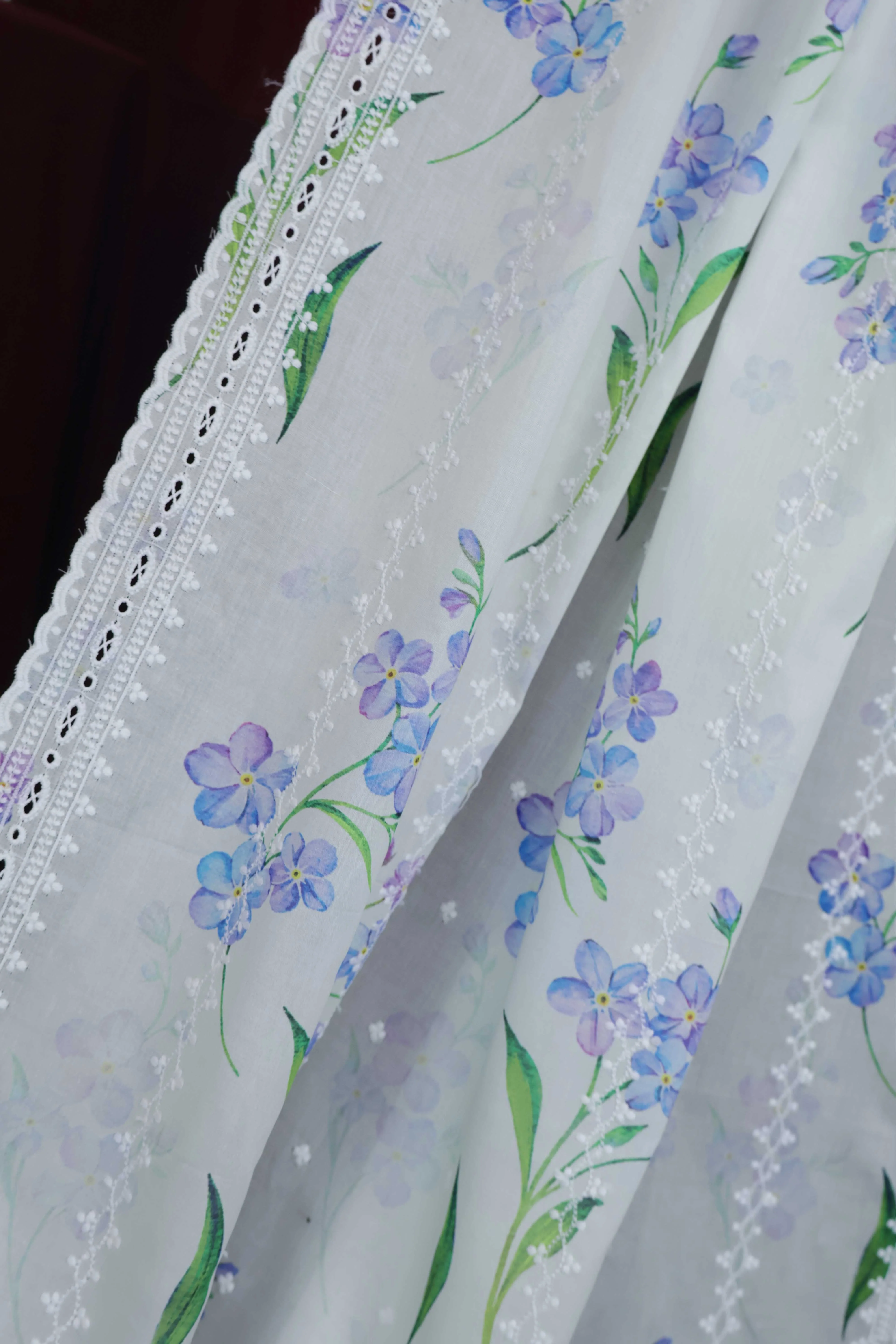 Embroidered Lawn Shawl LSST36 - Image 5