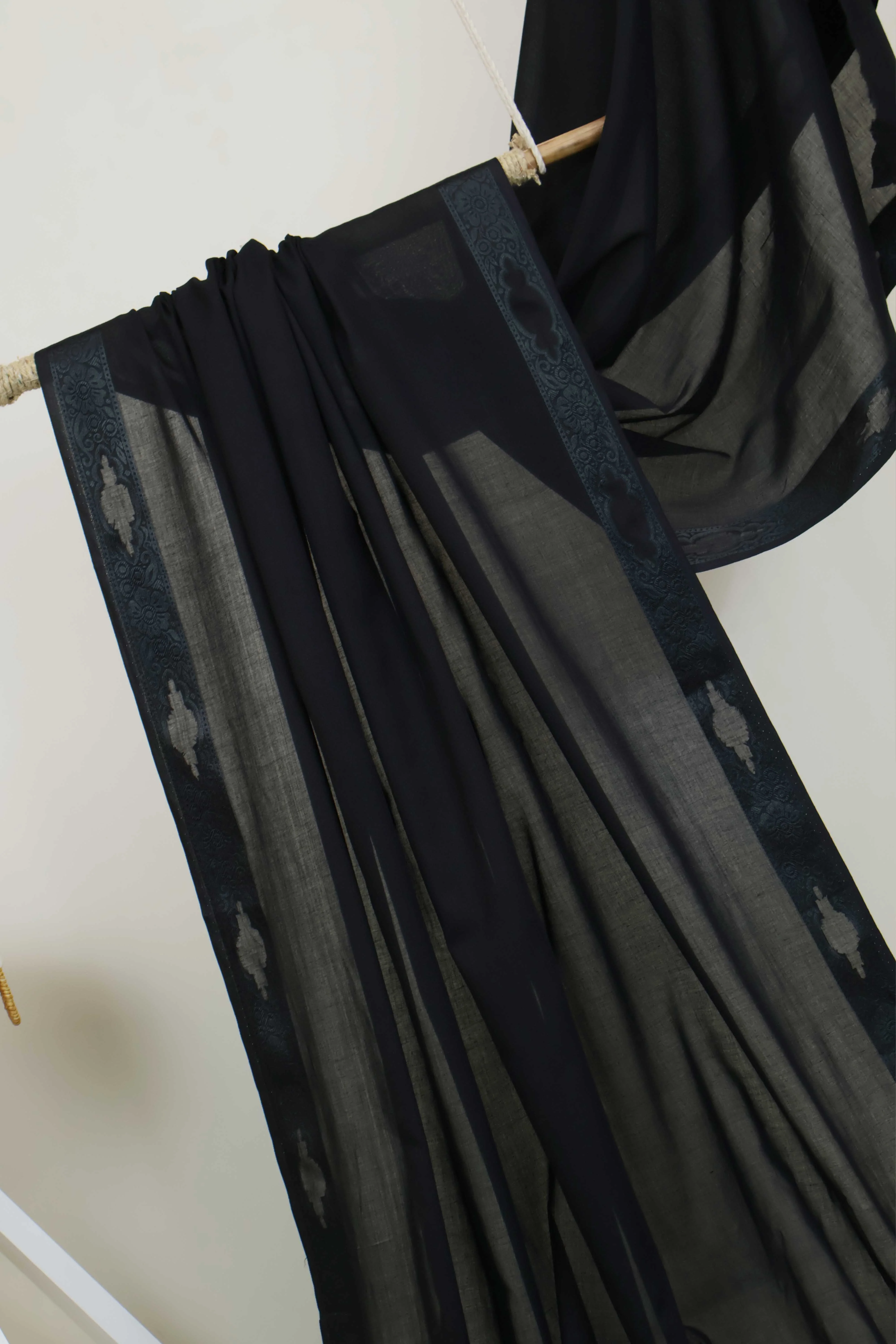Jacquard Border Lawn Shawl HLSH141