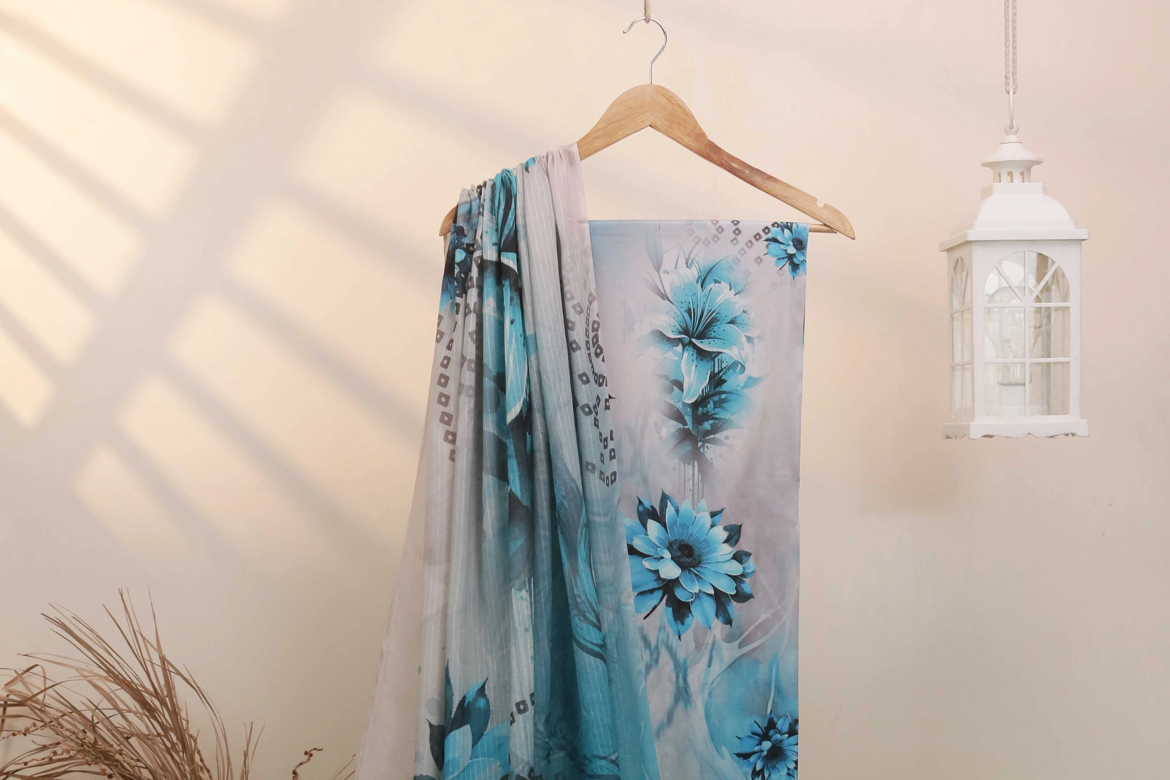 Lawn Printed Suit H25SLST30 - Image 3