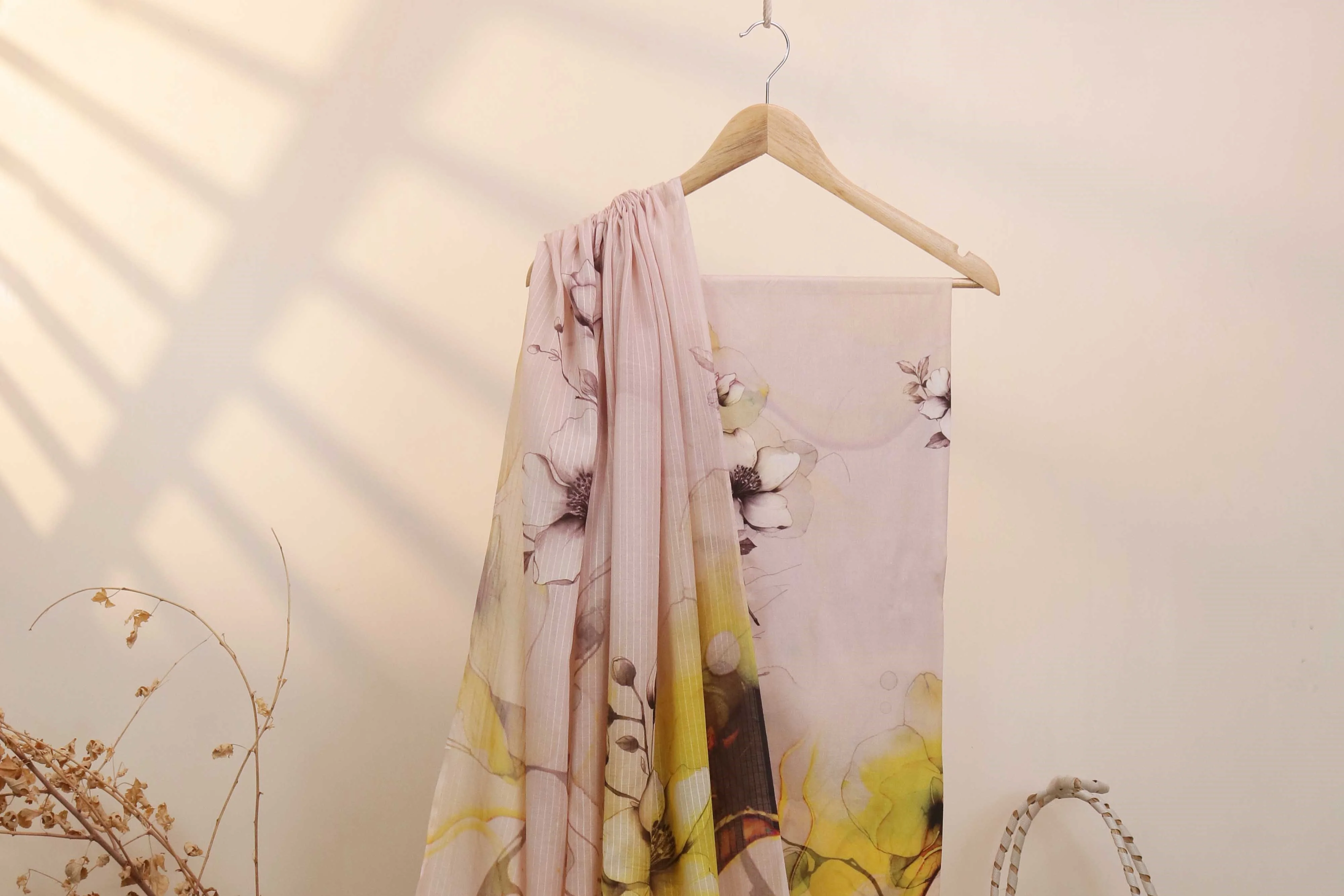 Lawn Printed Suit H25SLST36 - Image 4