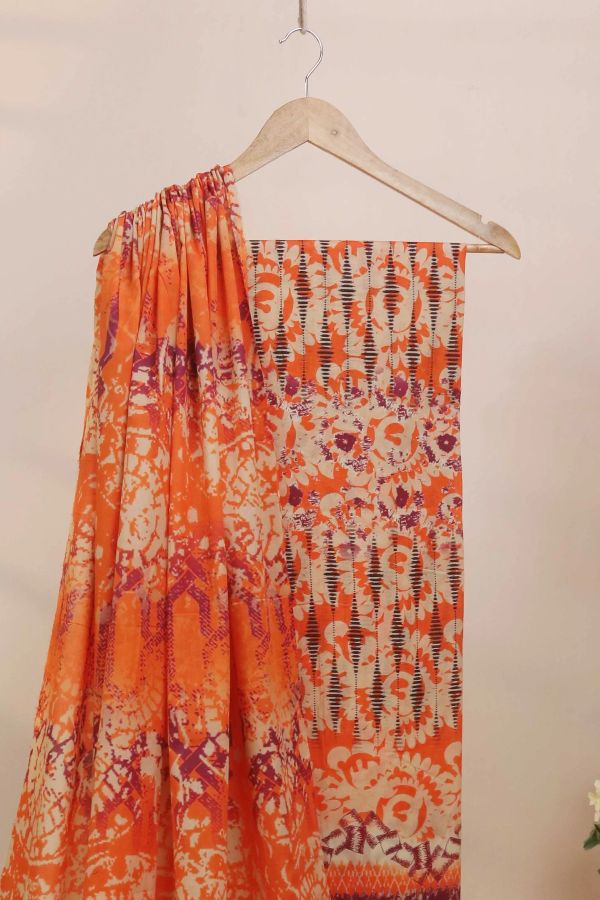 Lawn Printed Suit H25SLST71 - Image 2