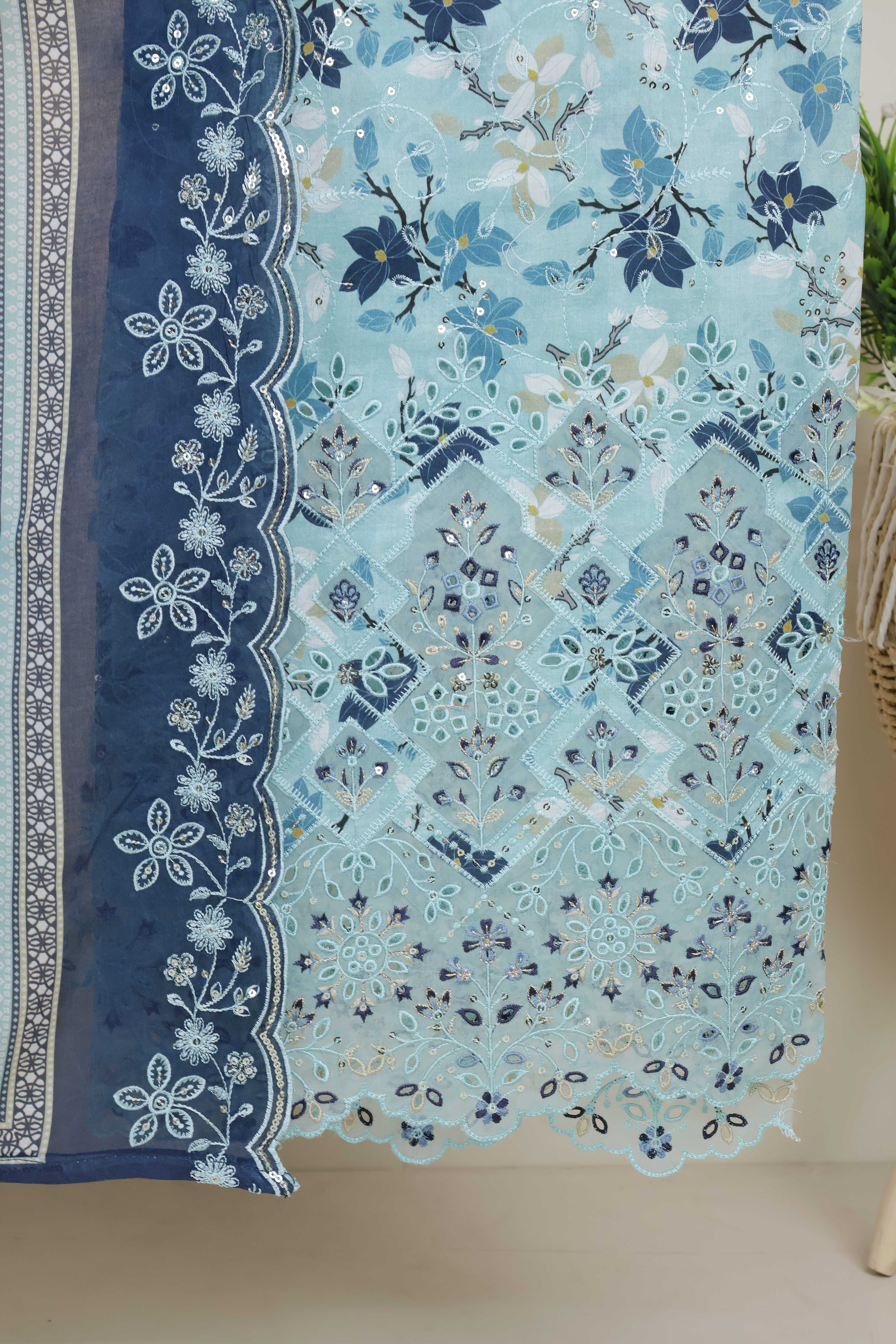 Luxury Lawn Embroidered Suit ELBS11 - Image 4