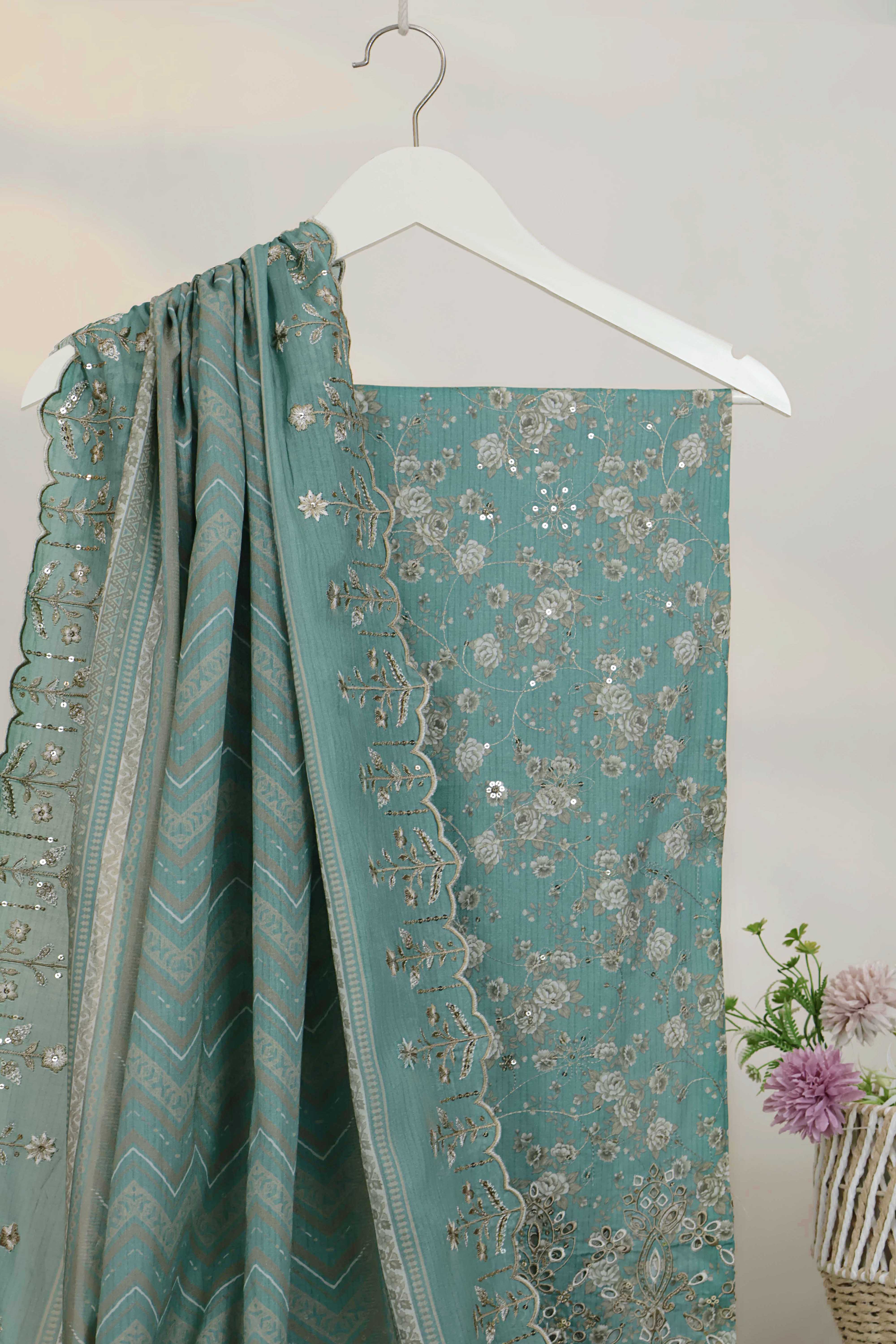Luxury Lawn Embroidered Suit ELBS31 - Image 5