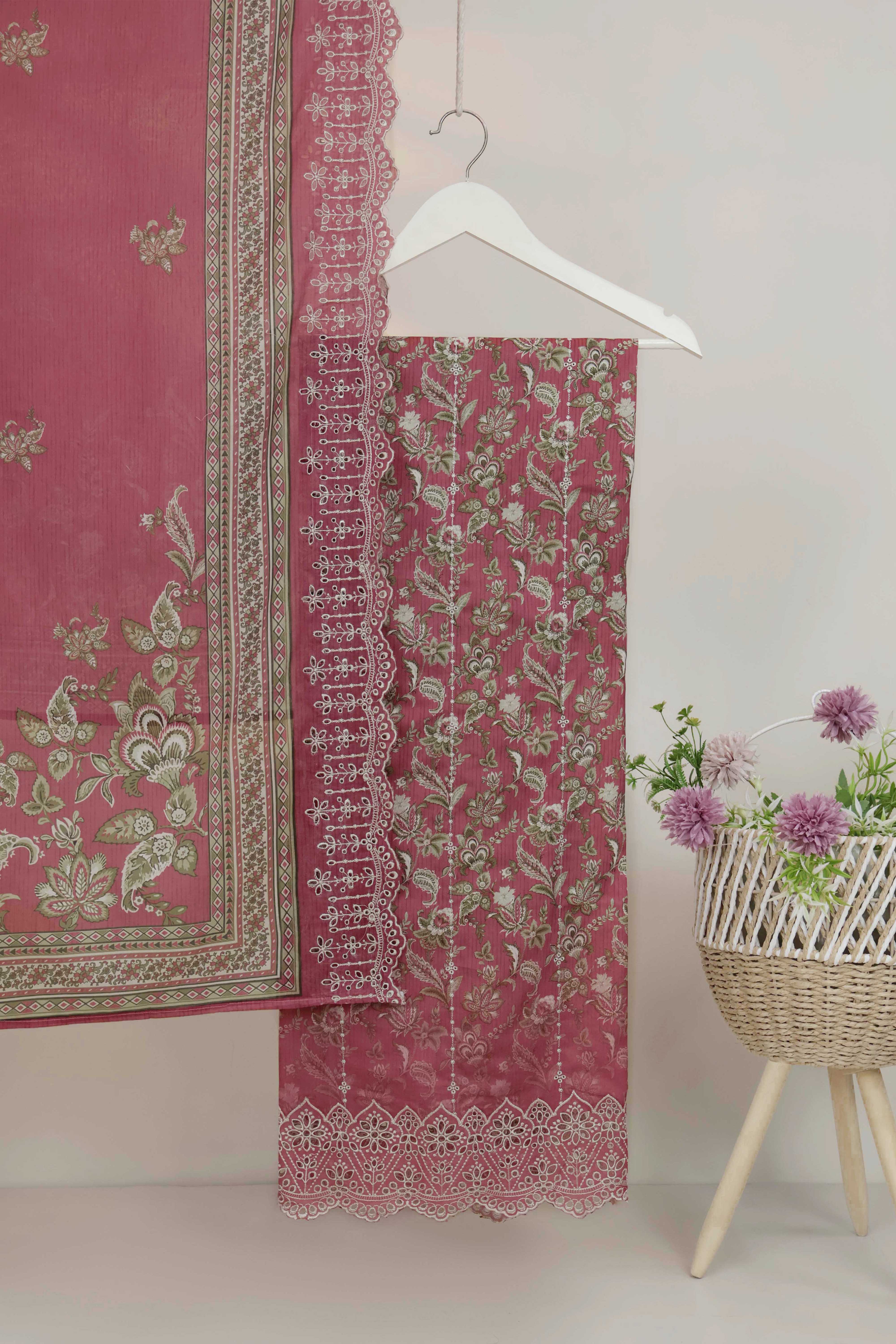 Luxury Lawn Embroidered Suit ELBS32 - Image 4