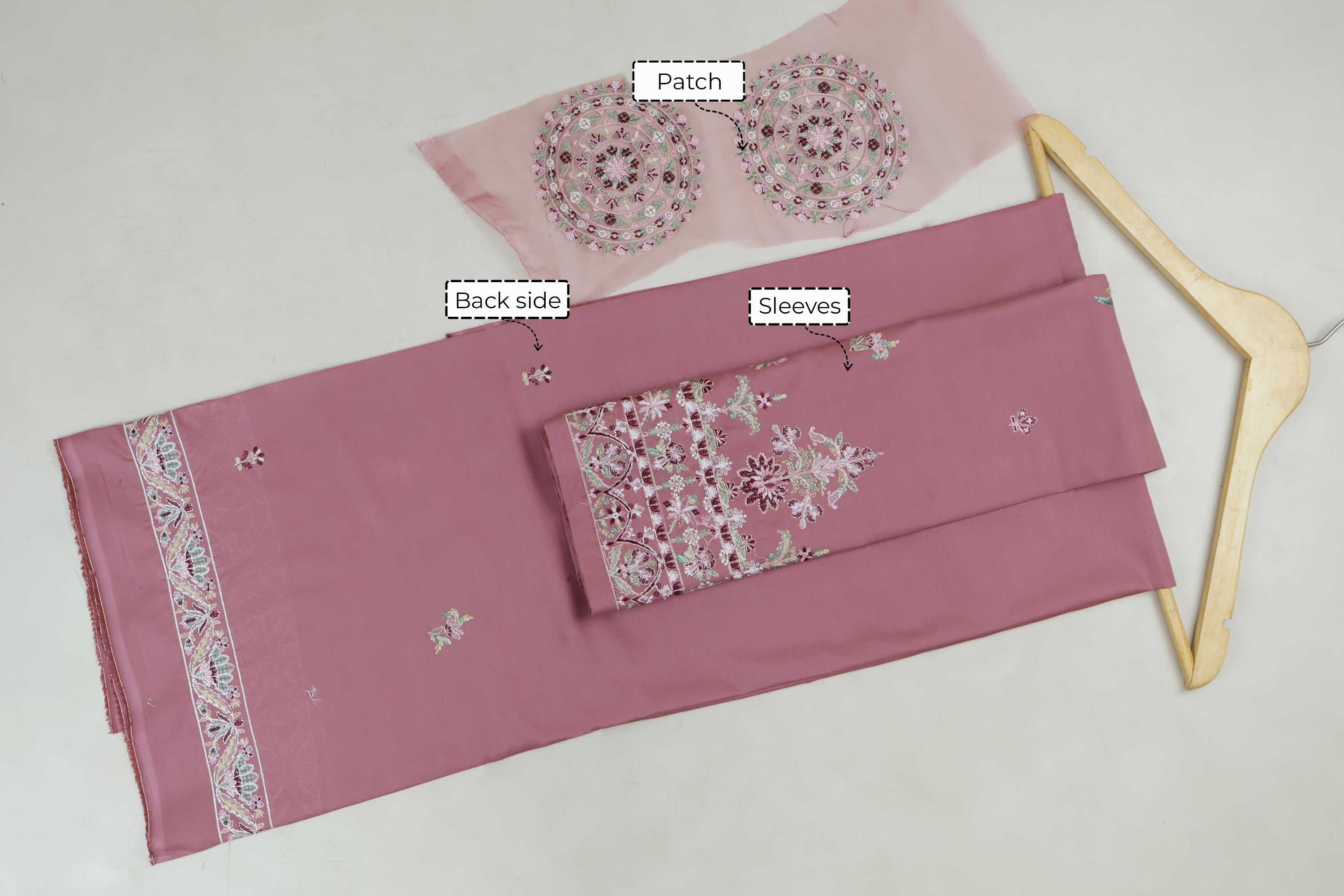 Luxury Lawn Embroidered Suit ELHA36 - Image 7
