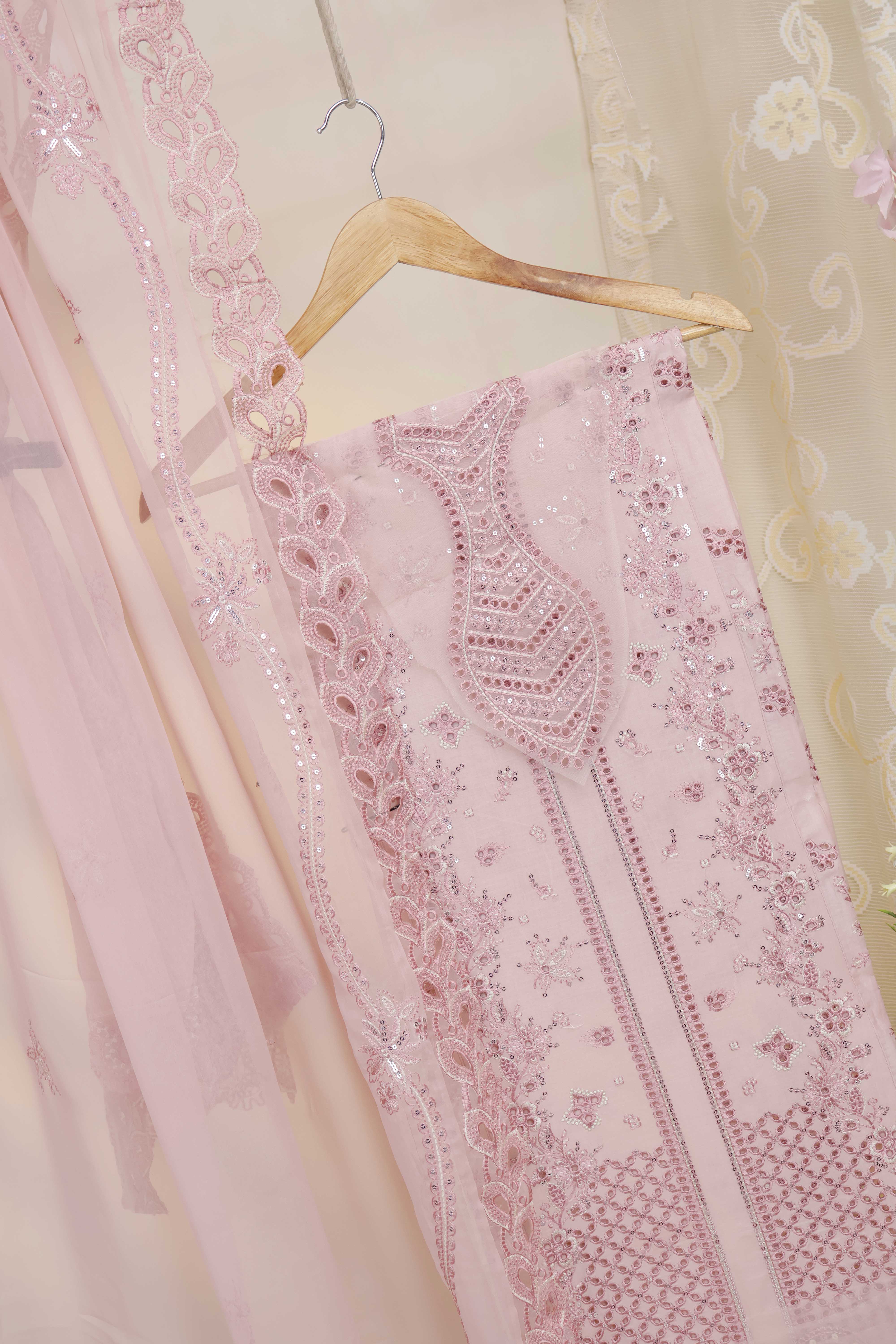 Luxury Lawn Embroidered Suit ELHA14 - Image 6