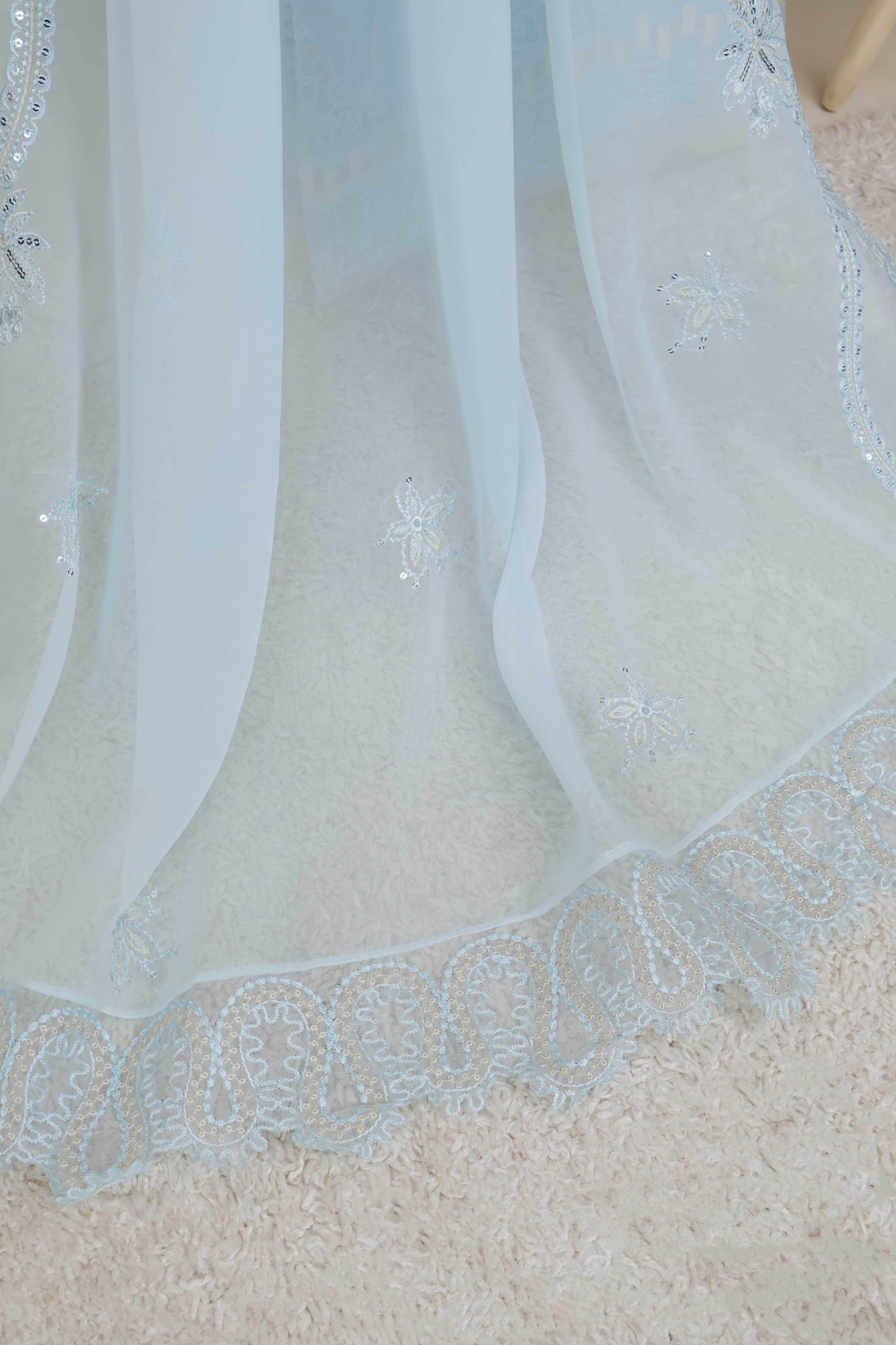 Luxury Lawn Embroidered Suit ELHA15 - Image 6