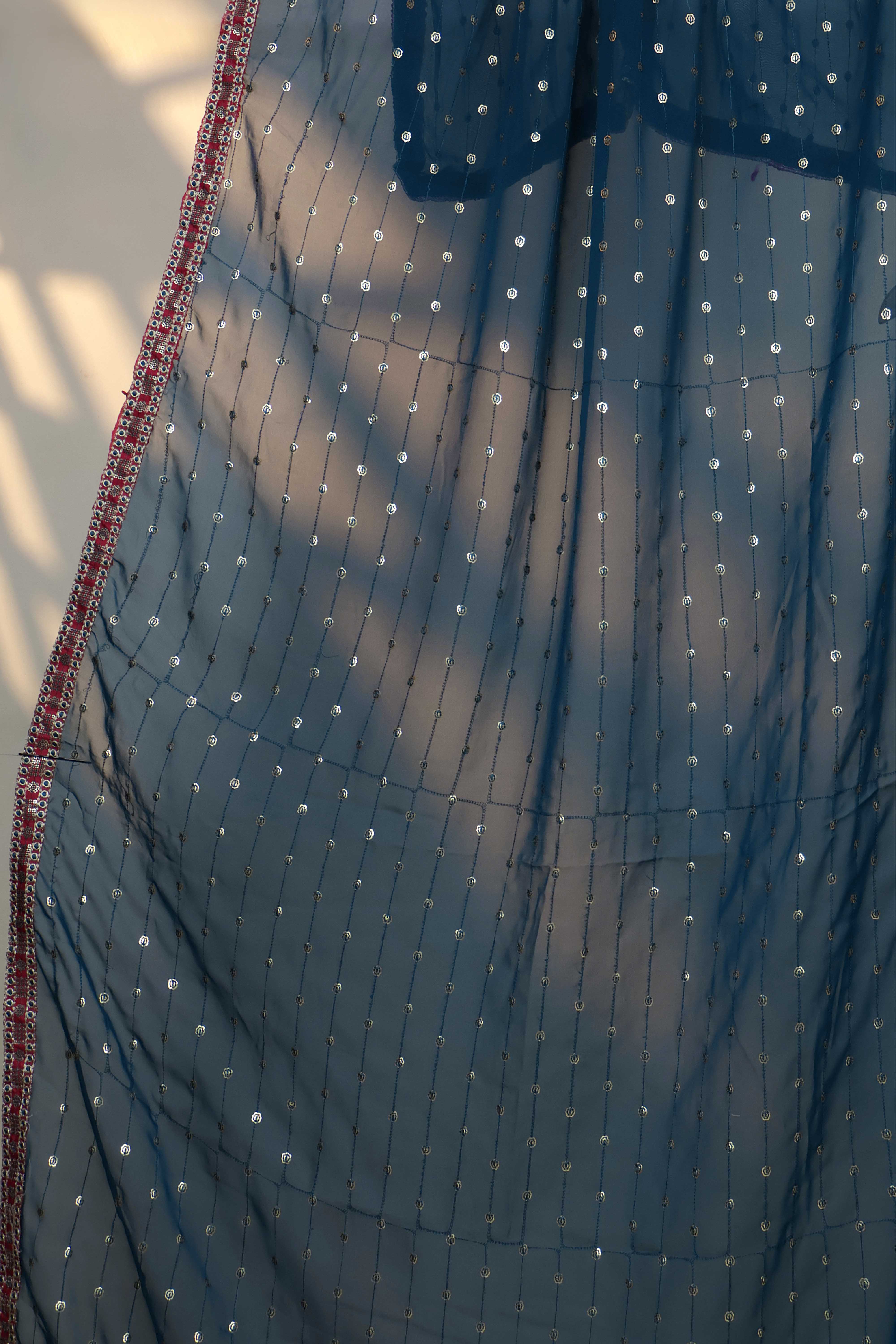 Luxury Lawn Embroidered Suit ELHA56 - Image 7