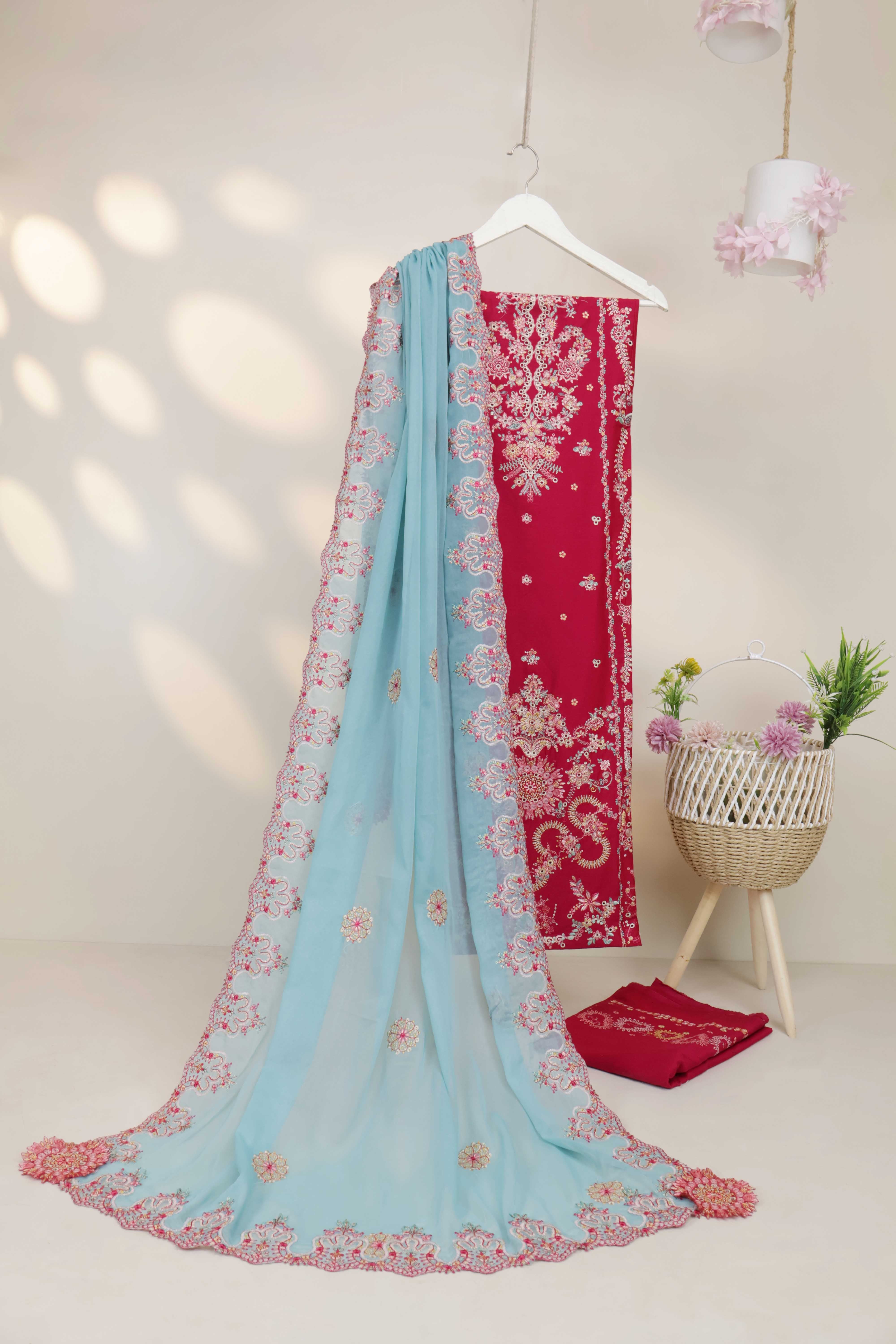 Luxury Lawn Embroidered Suit ELHA25 - Image 2