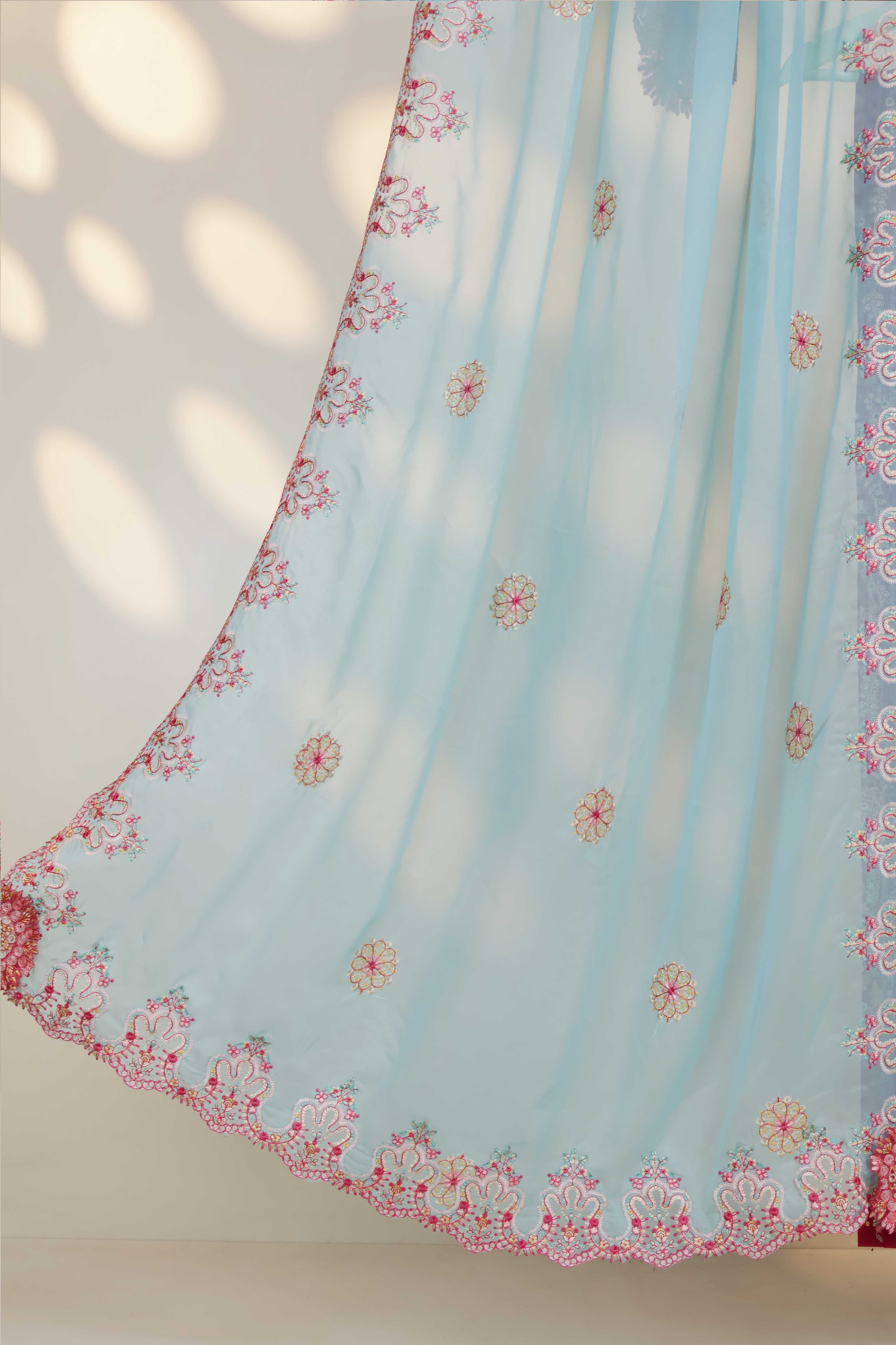 Luxury Lawn Embroidered Suit ELHA25 - Image 7