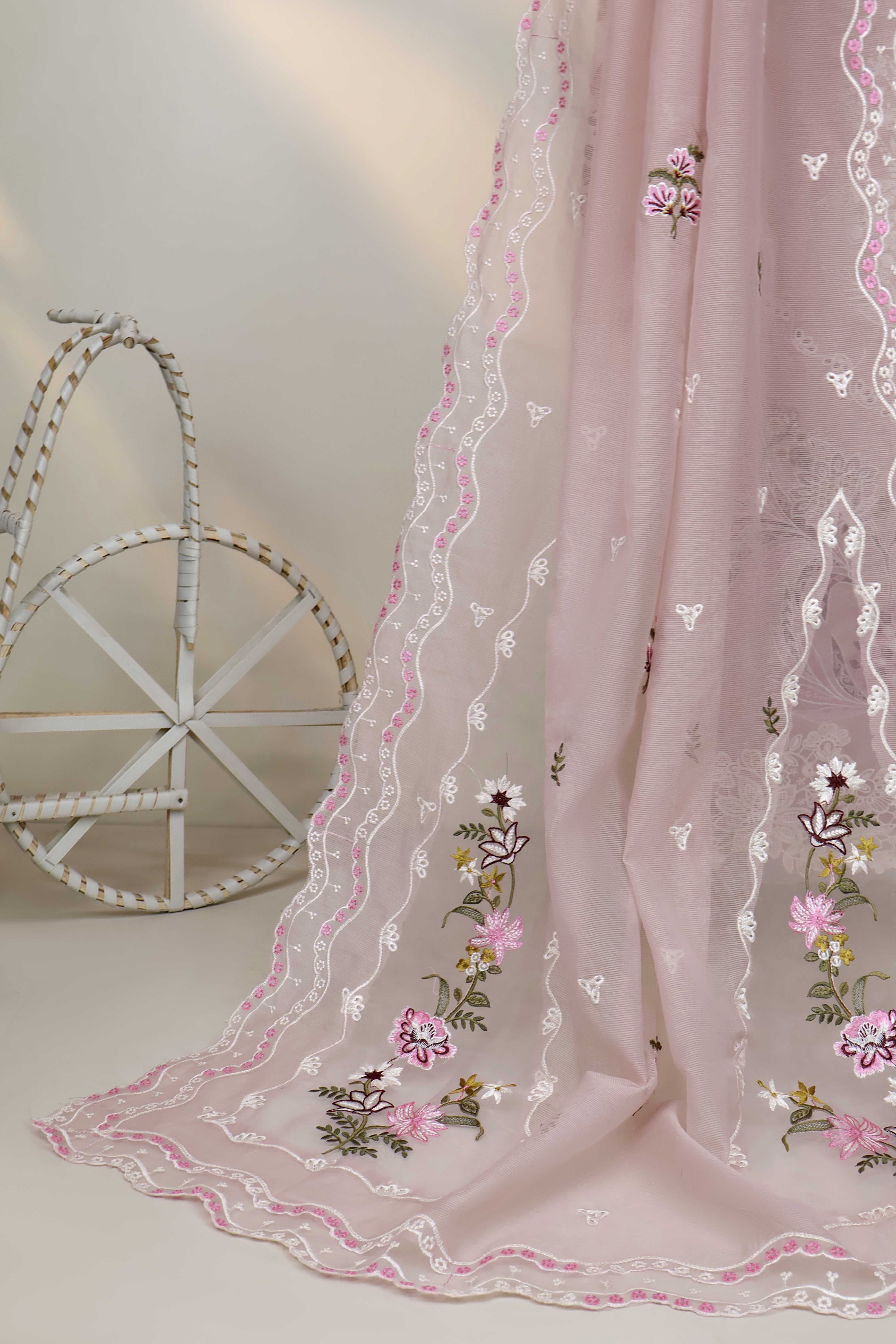 Luxury Lawn Embroidered Suit ELHA54 - Image 10