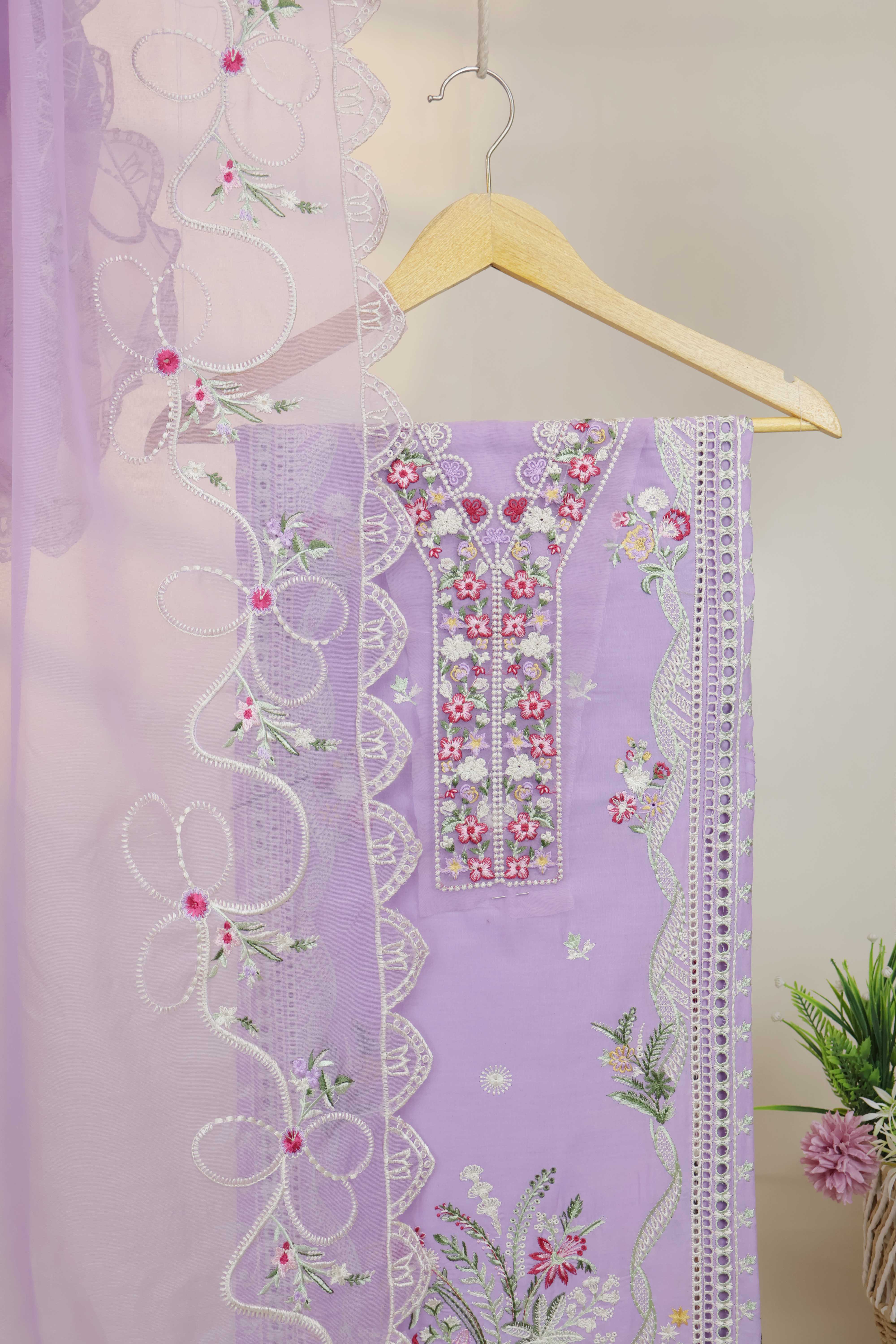 Luxury Lawn Embroidered suit ELHA48 - Image 2