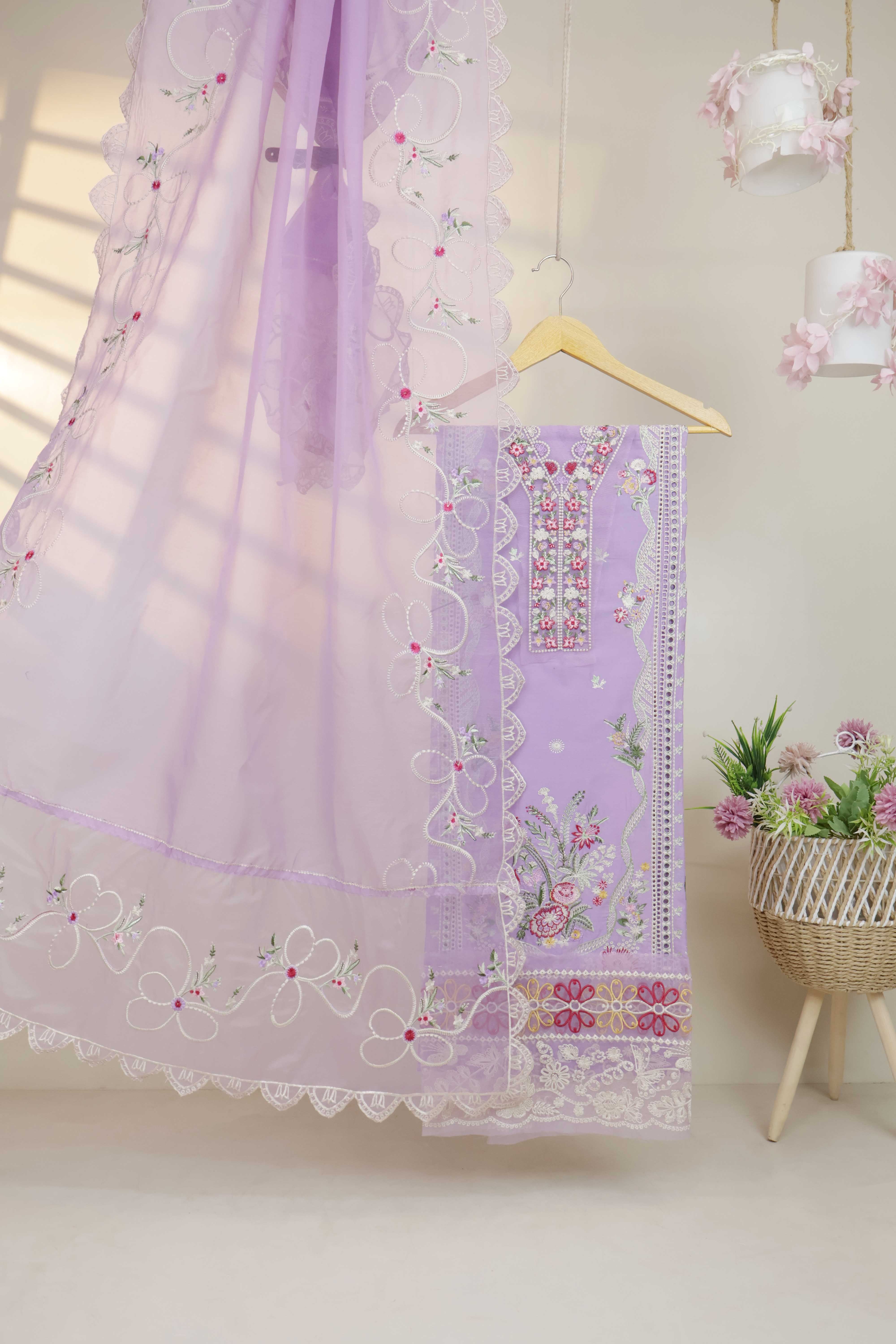 Luxury Lawn Embroidered suit ELHA48 - Image 3