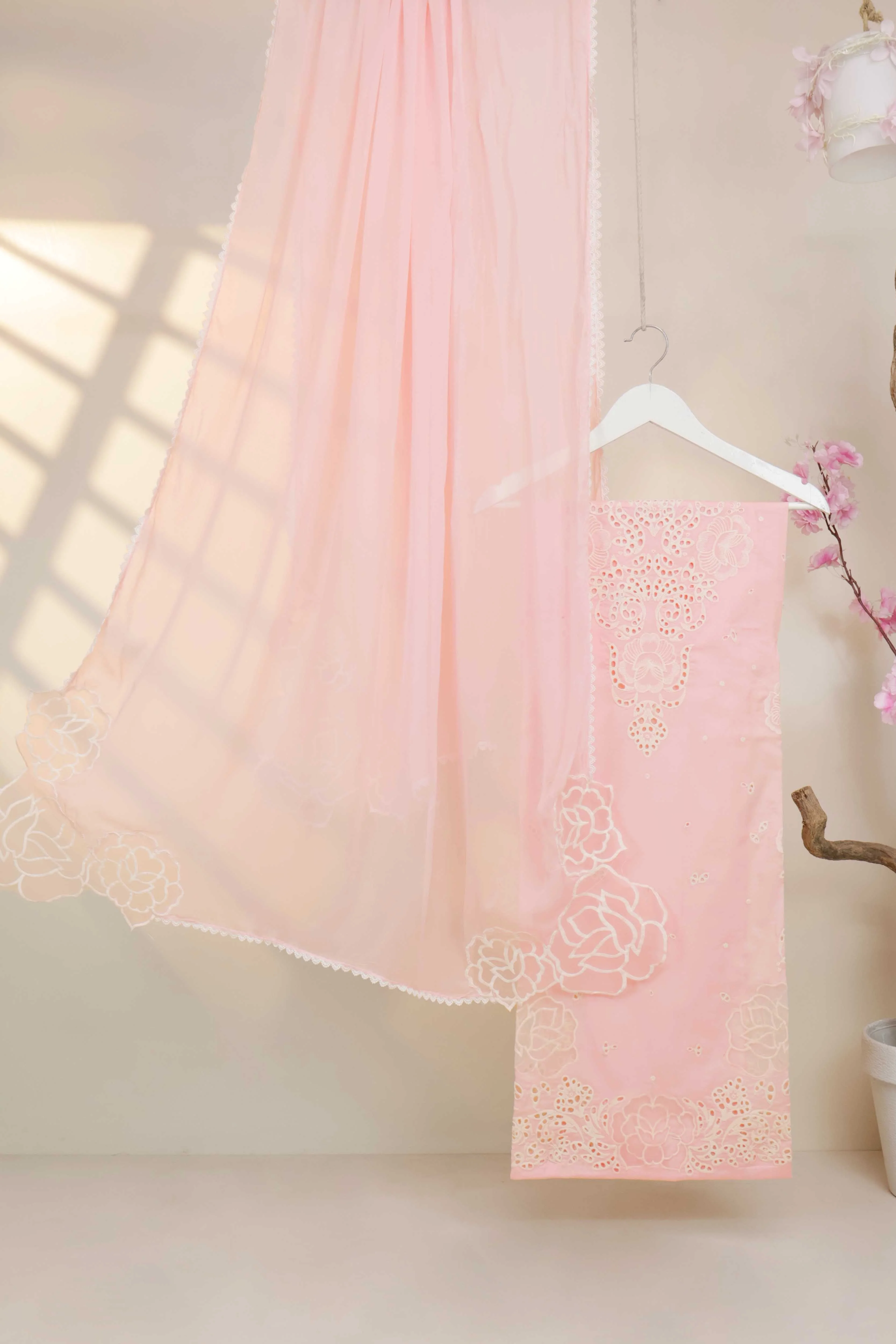 Luxury Lawn Embroidered Suit NV1WR04