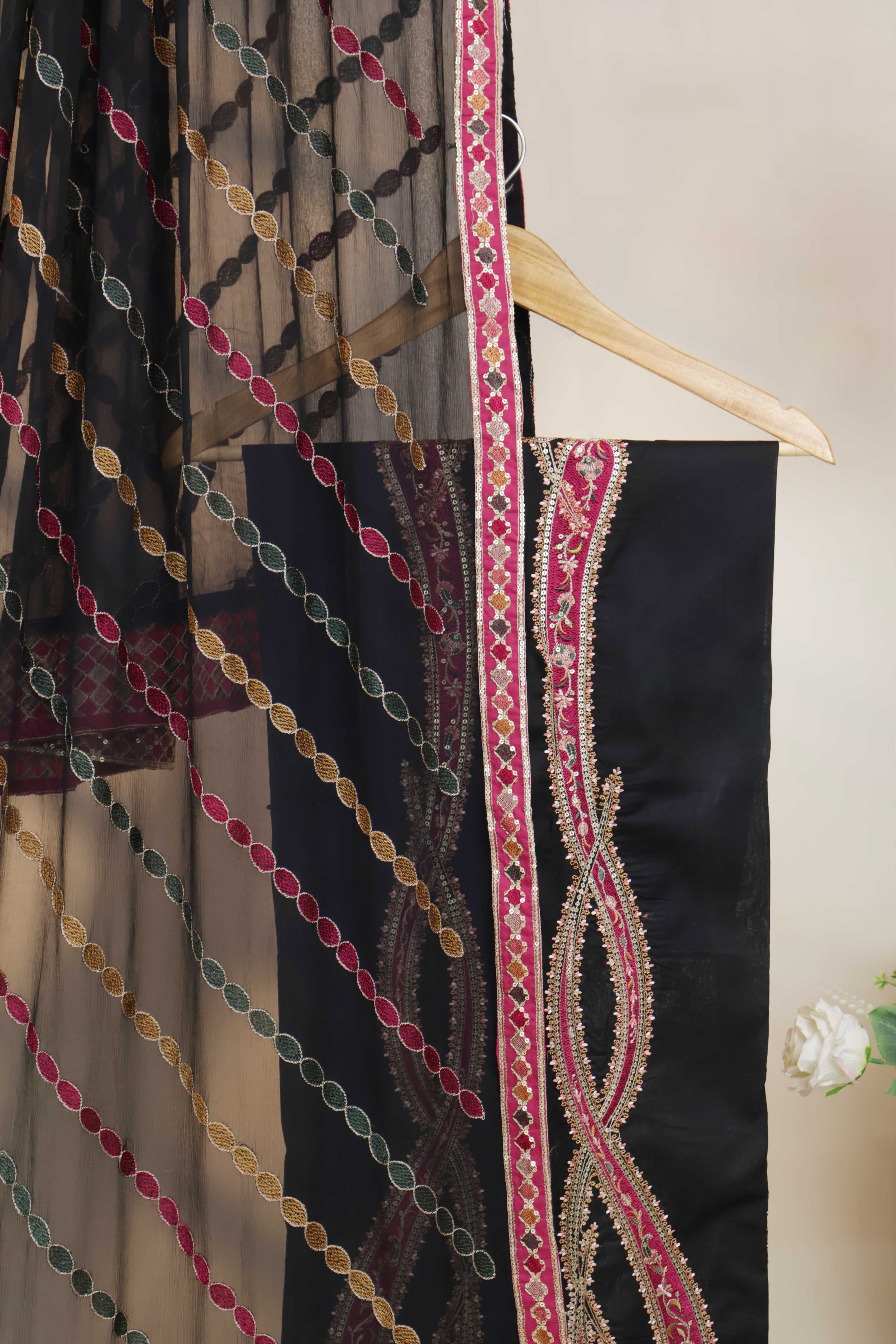 Luxury Lawn Embroidered Suit NV1WR08 - Image 3