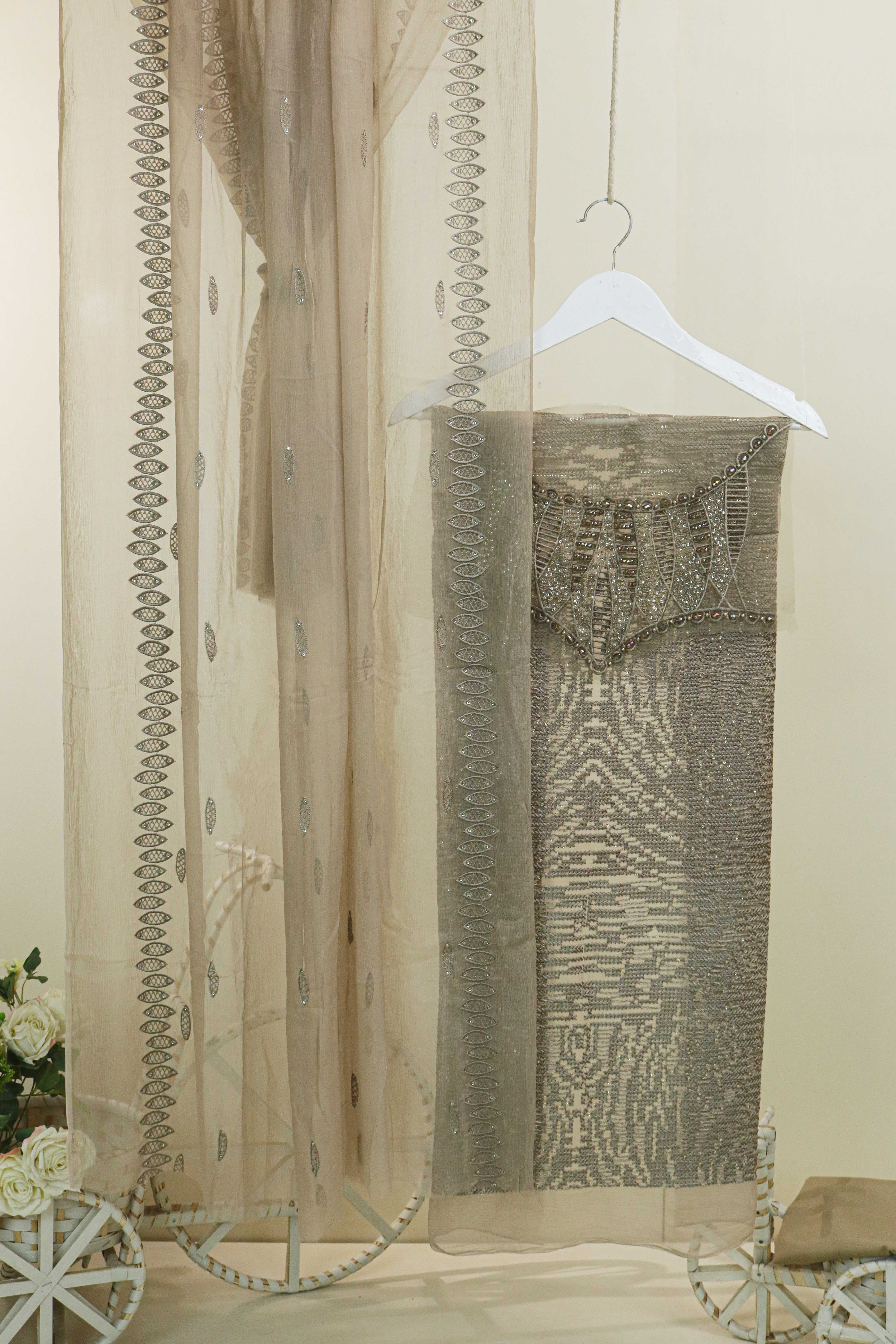 Luxury Chiffon Embroidered suit LUCH05 - Image 4