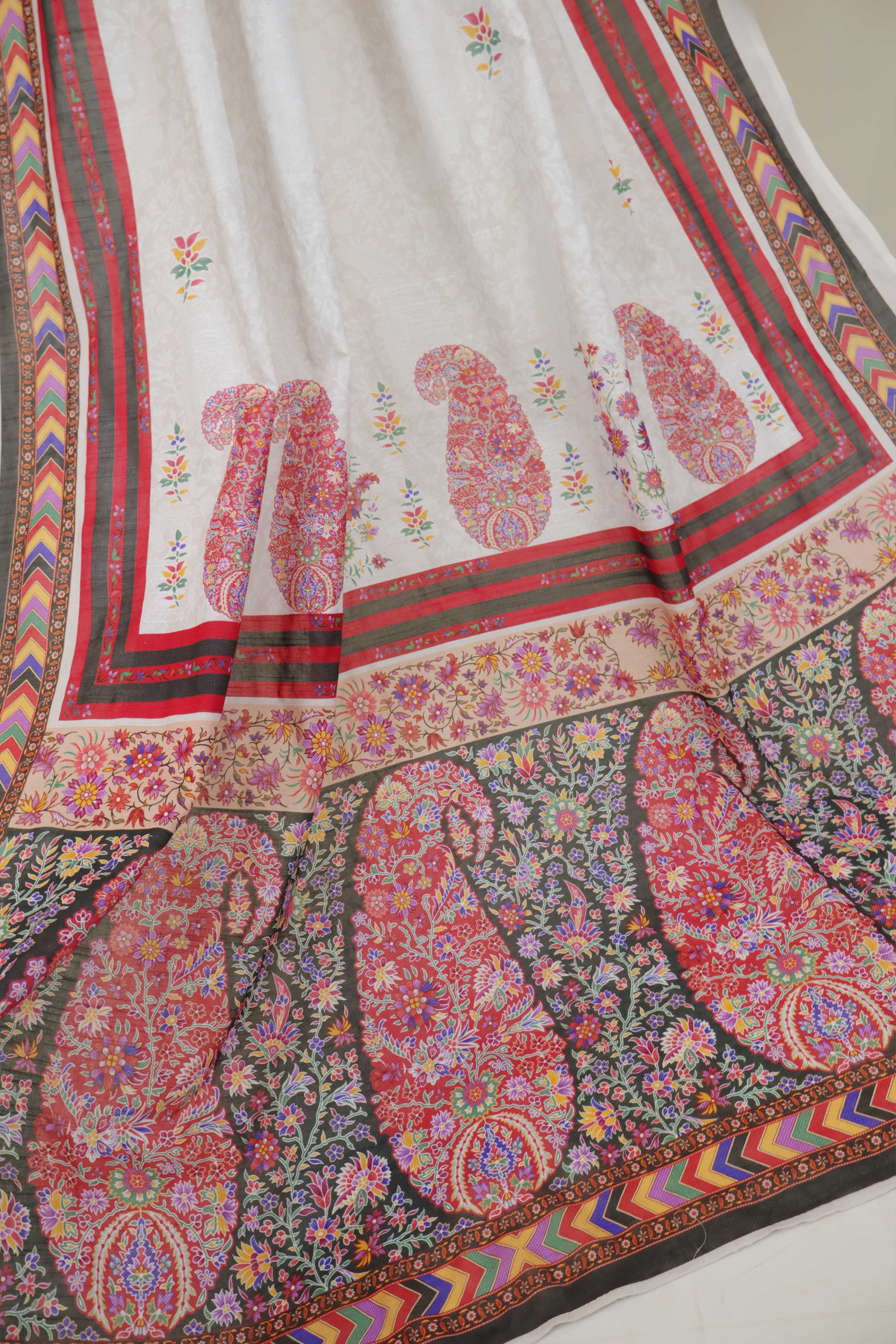 Printed Lawn Shawl 1339L - Image 5