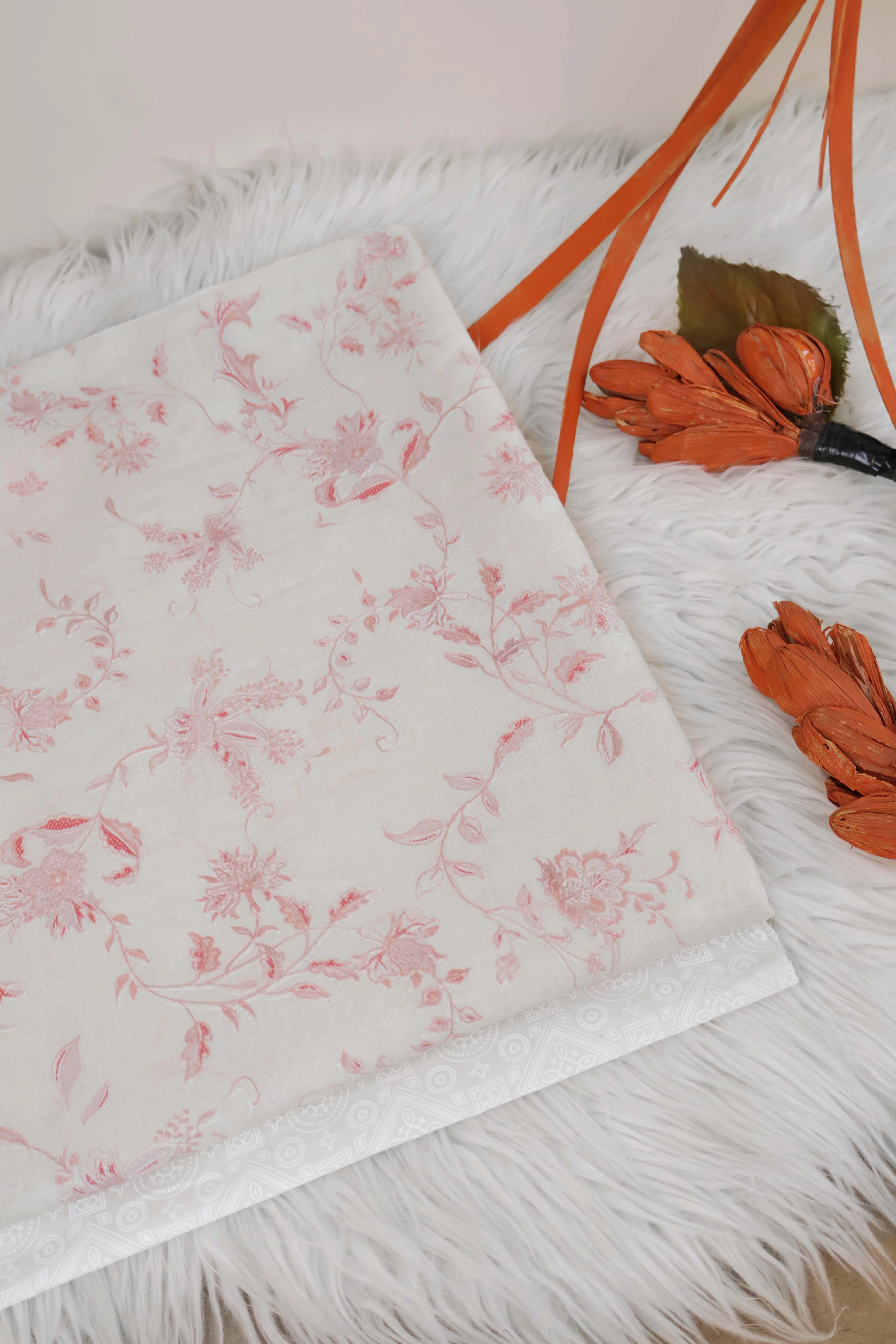 Shirt – Embroidered Lawn L1PE99